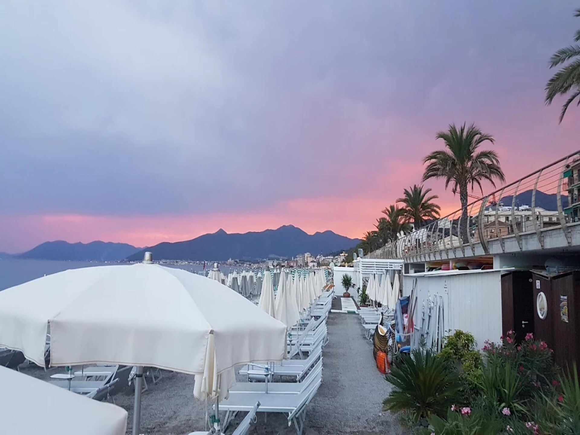 Knus appartement op 150m van strand met zwembad in Pietra Ligure - foto 33