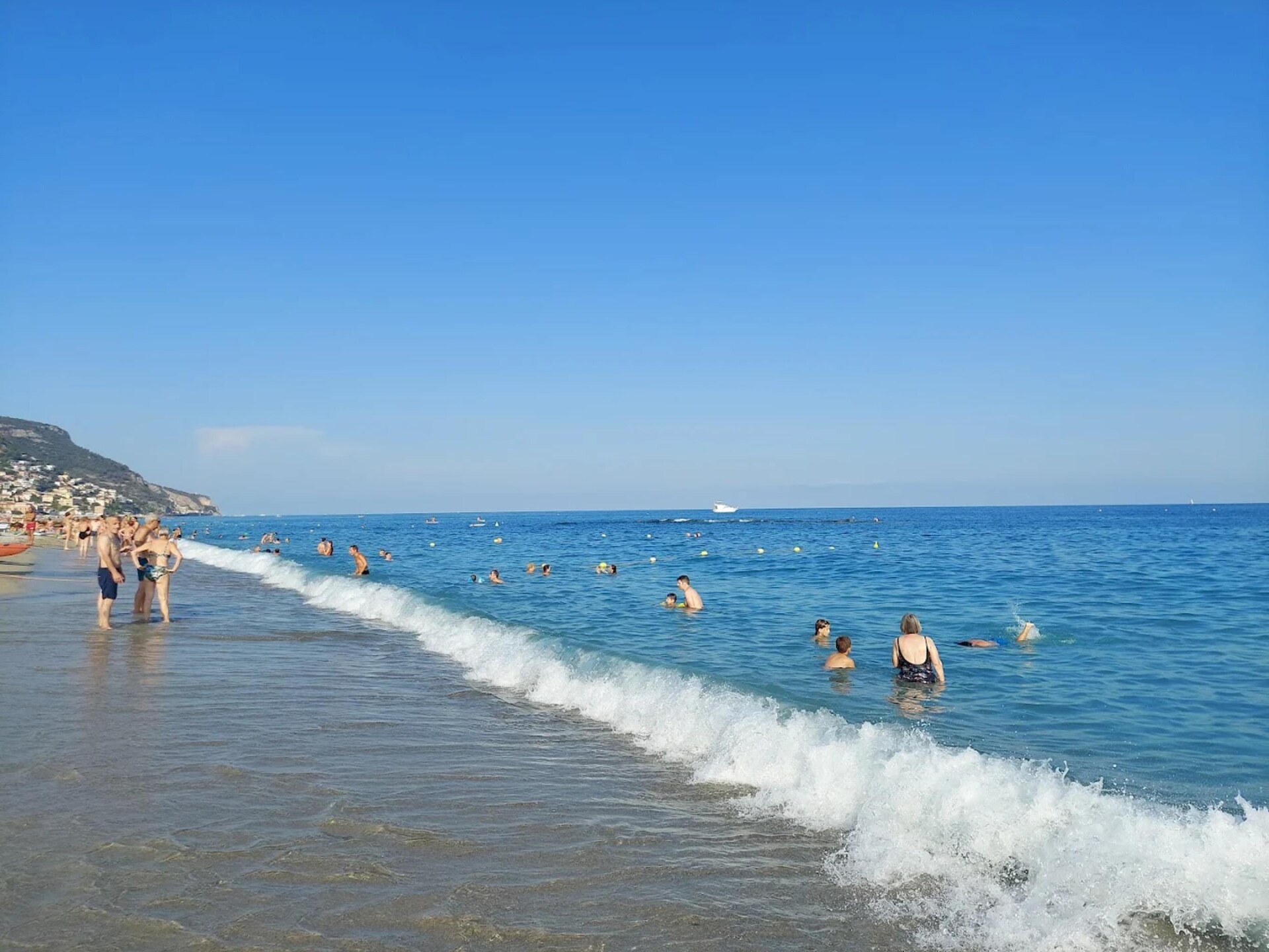Knus appartement op 150m van strand met zwembad in Pietra Ligure - foto 18