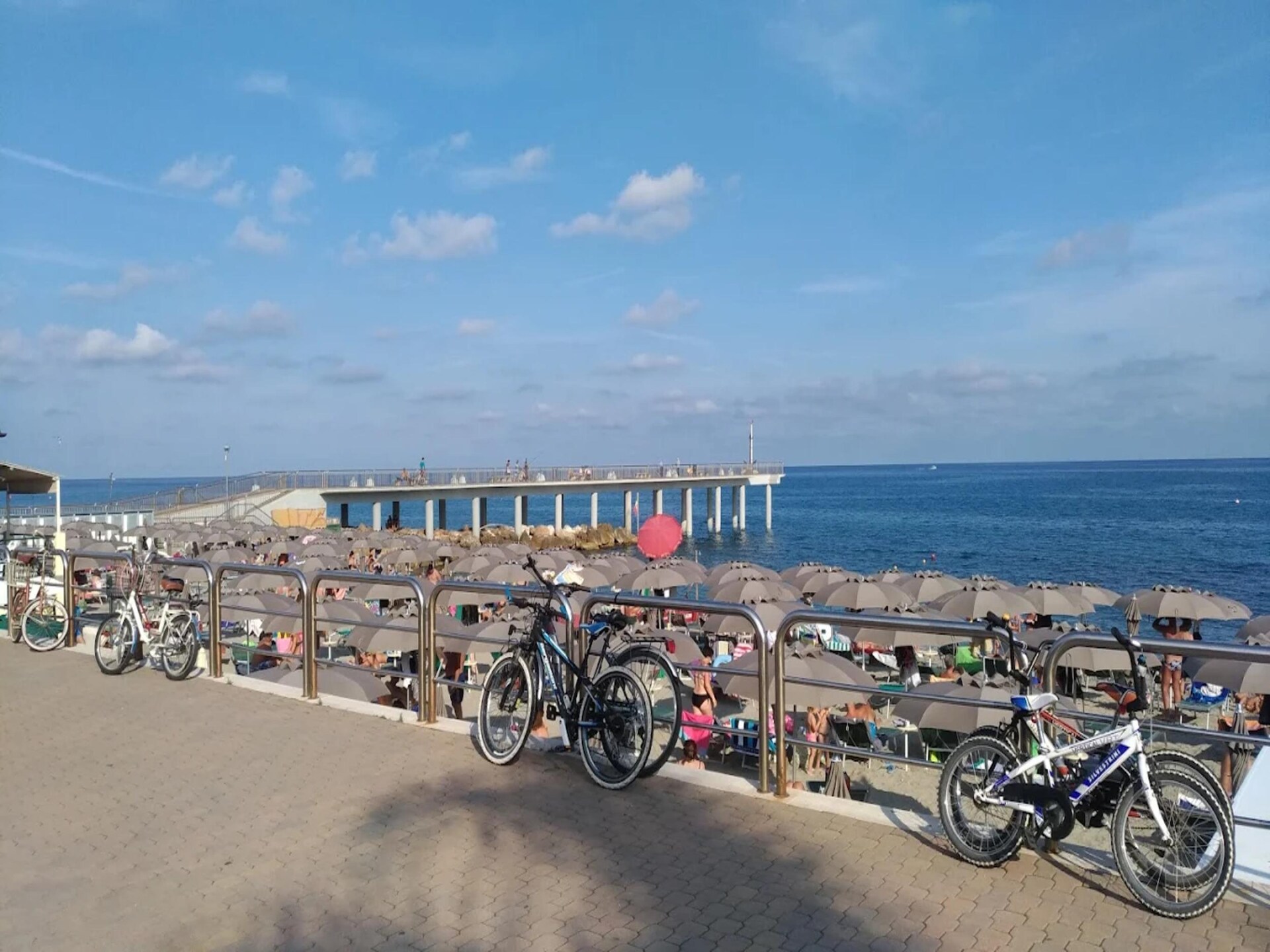Knus appartement op 150m van strand met zwembad in Pietra Ligure - foto 36