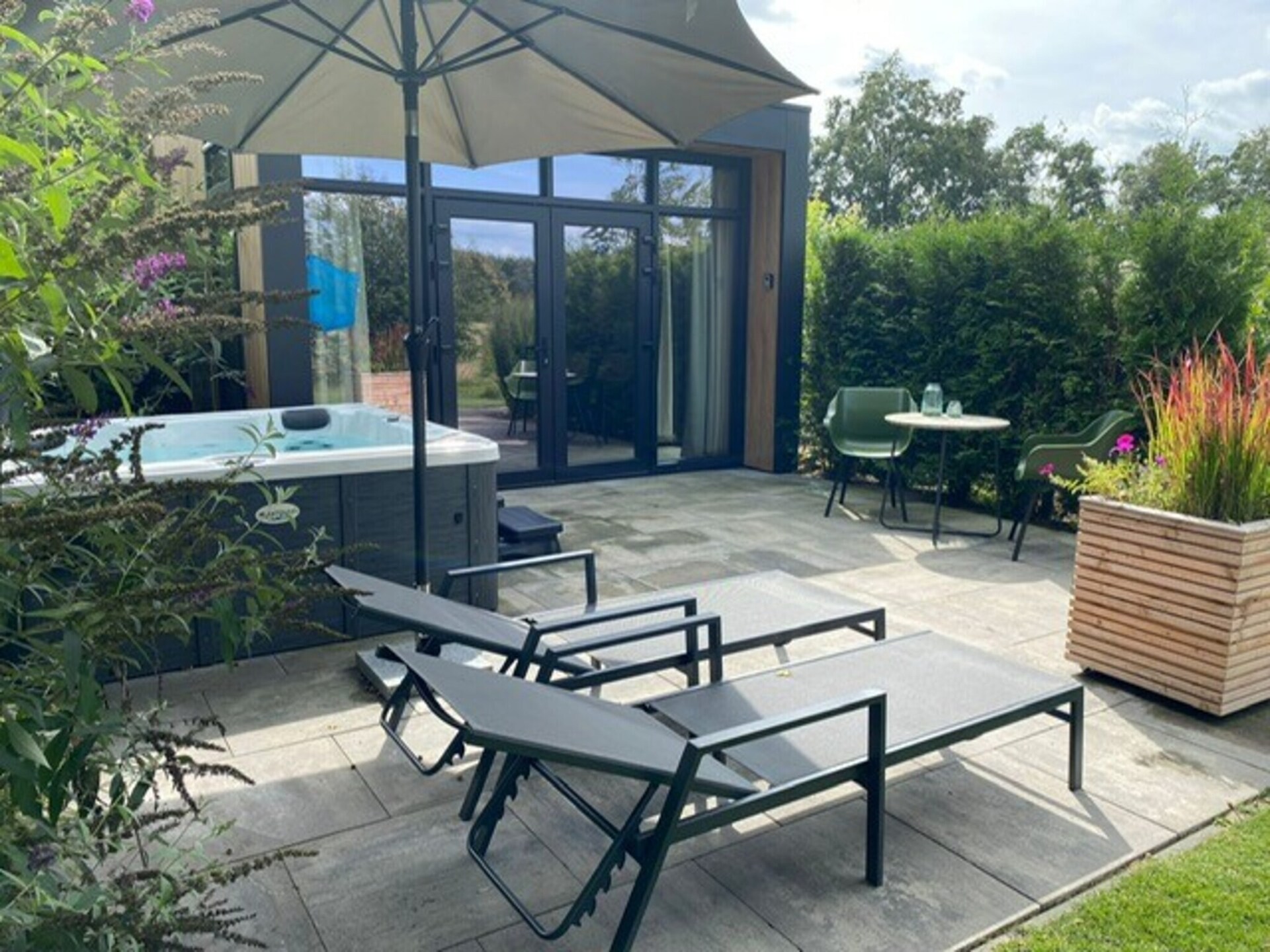 Wellnesslodge Specht: romantisch vakantiehuis met sauna en jacuzzi in Drenthe - foto 21