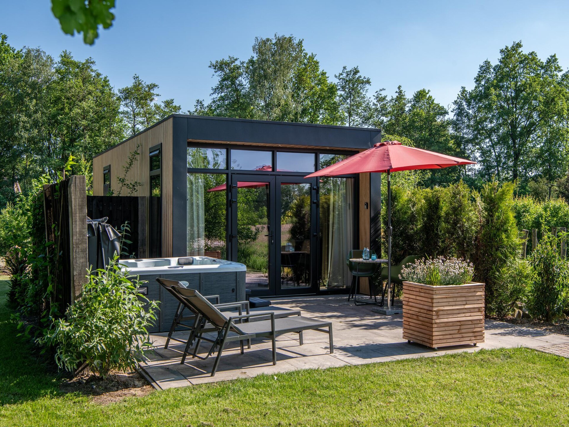 Wellnesslodge Specht: romantisch vakantiehuis met sauna en jacuzzi in Drenthe - foto 10