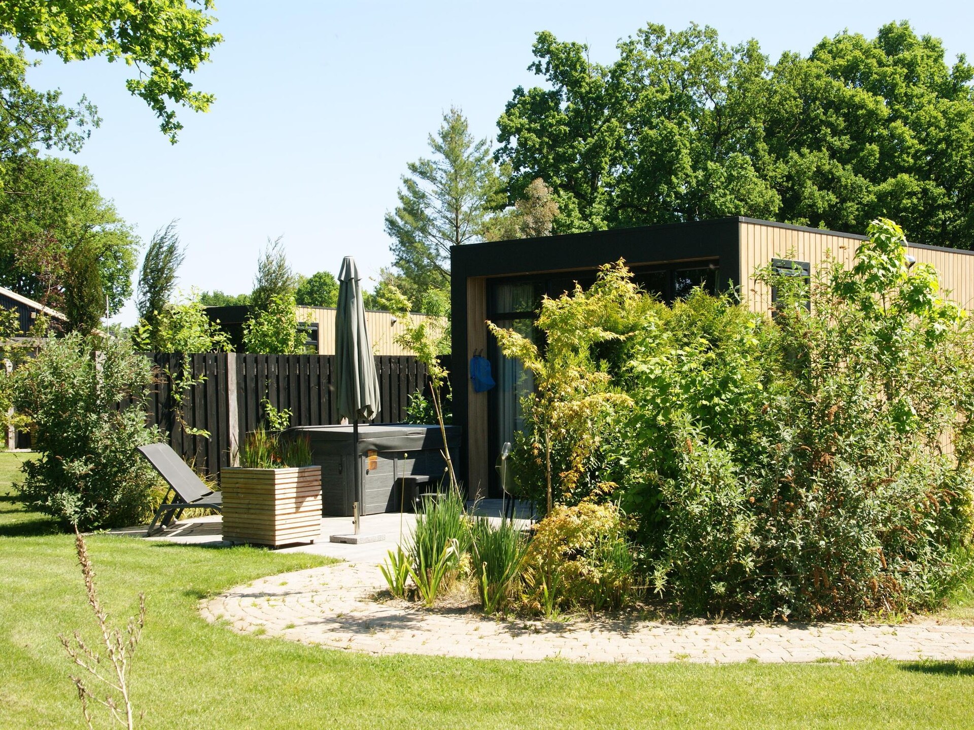 Wellnesslodge Merel: romantisch luxe vakantiehuis met jacuzzi in Drenthe - foto 12