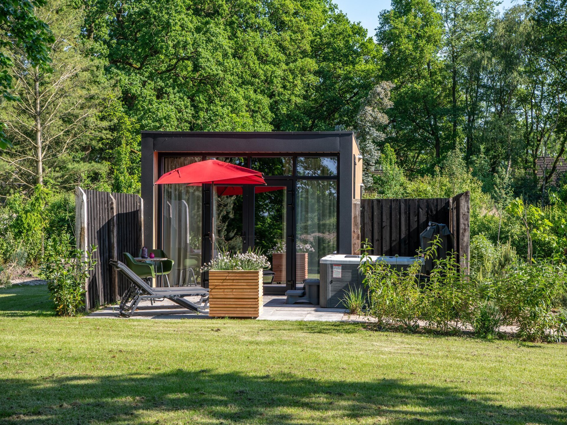 Wellnesslodge Merel: romantisch luxe vakantiehuis met jacuzzi in Drenthe - foto 13