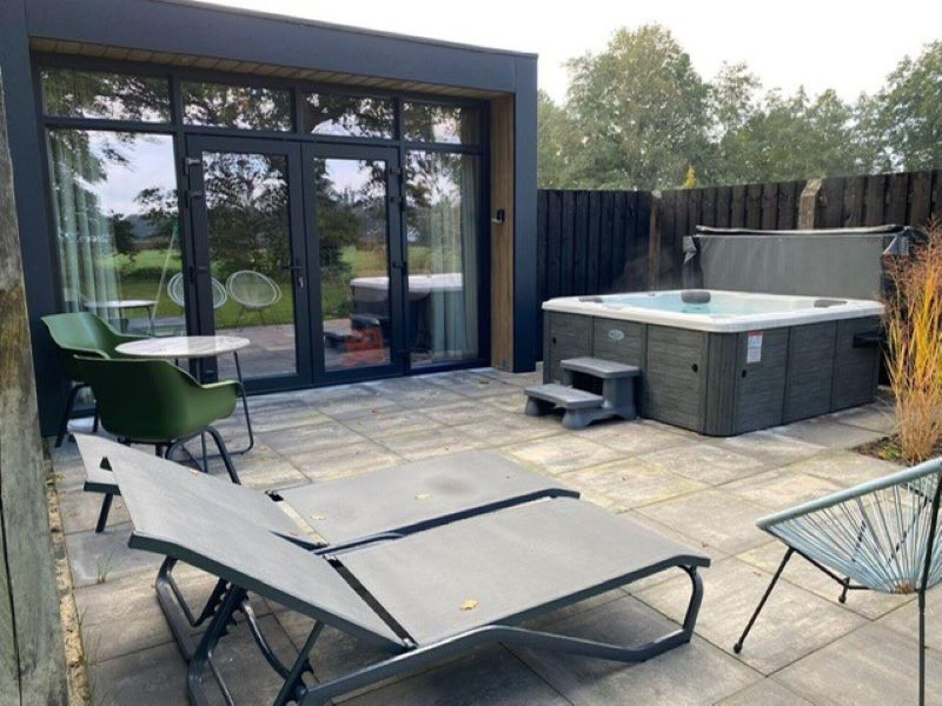 Wellnesslodge Merel: romantisch luxe vakantiehuis met jacuzzi in Drenthe - foto 29