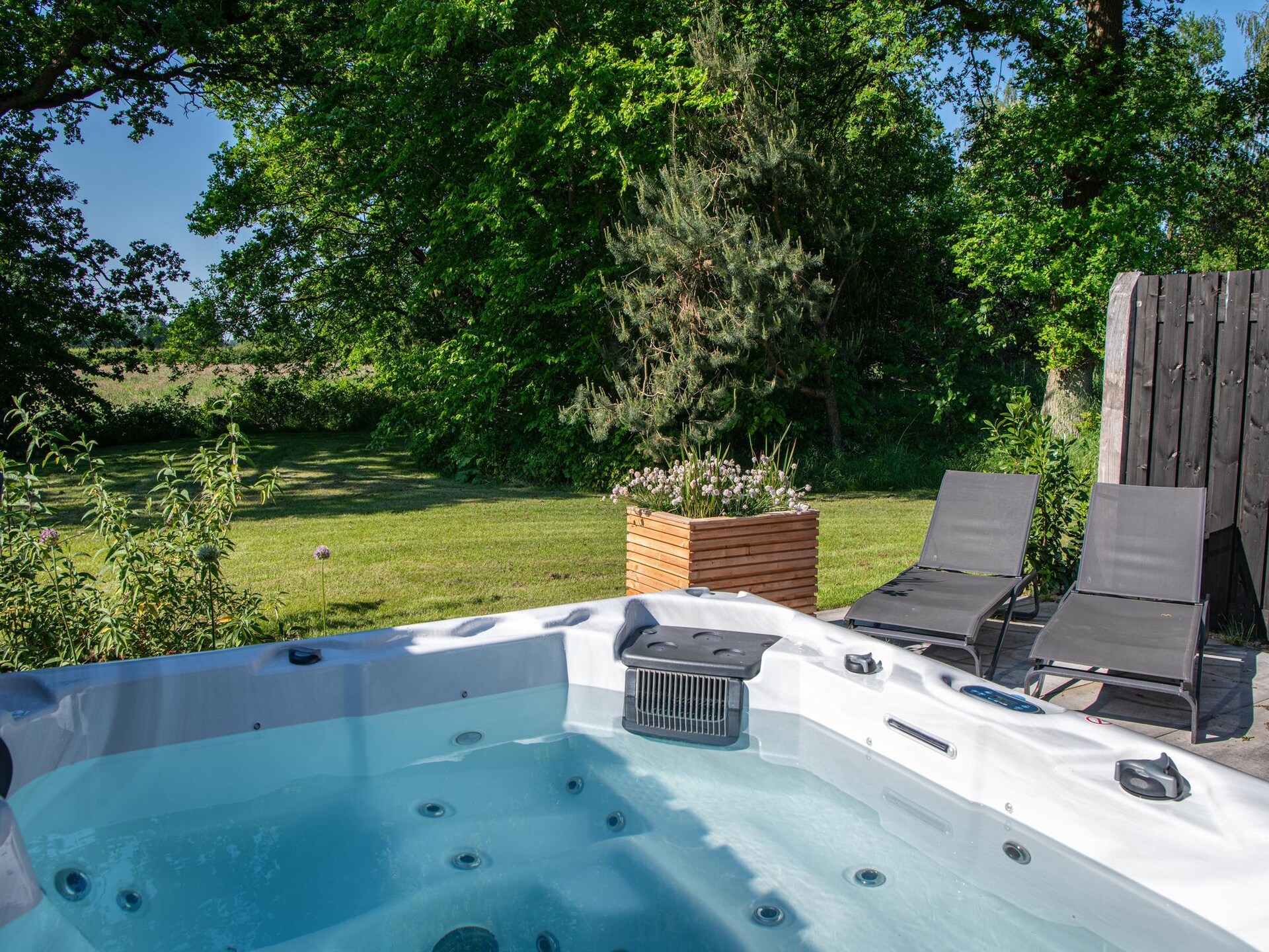 Wellnesslodge Merel: romantisch luxe vakantiehuis met jacuzzi in Drenthe - foto 30