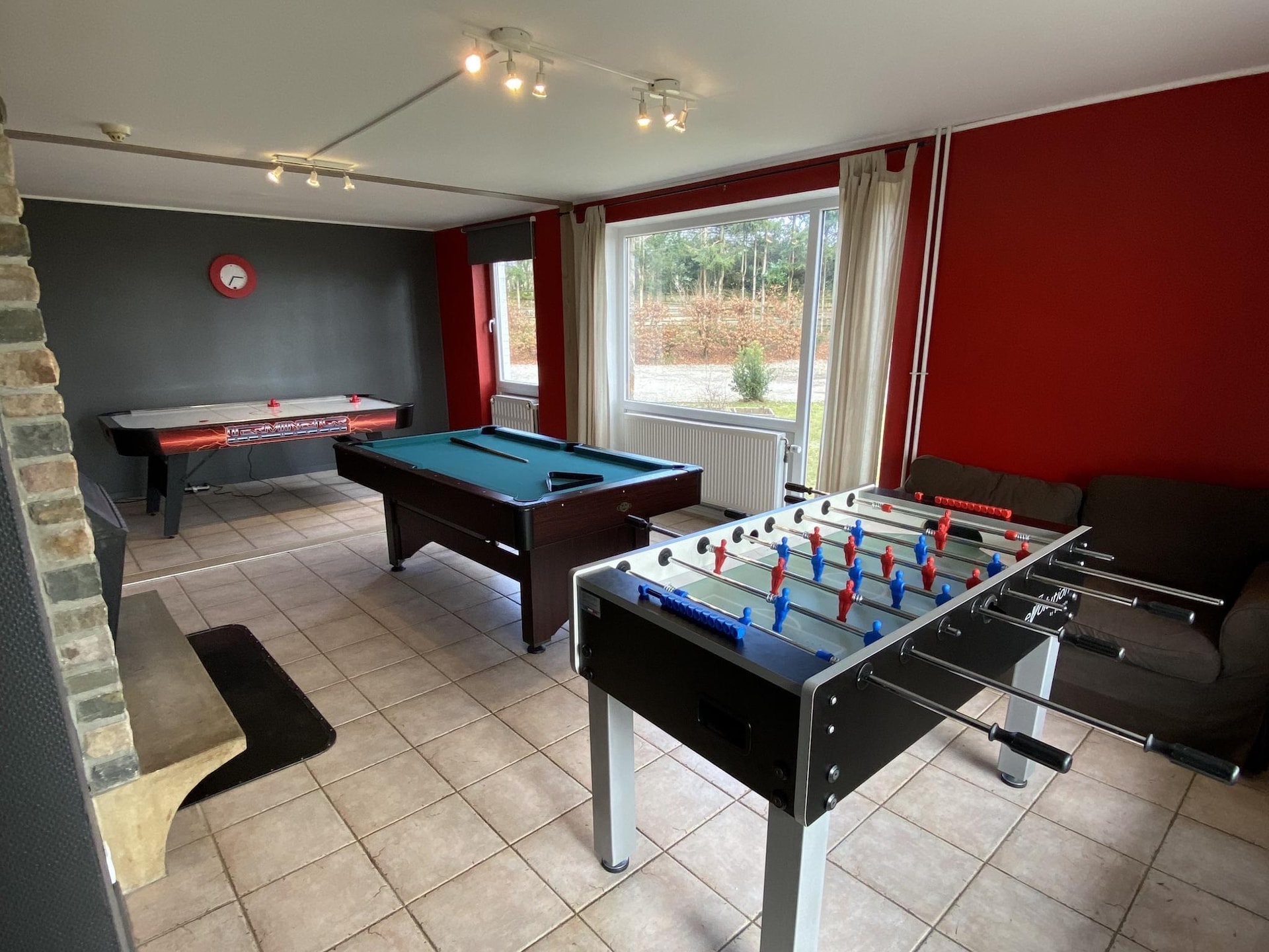 Op 1 km van het meer: 36-persoons vakantiehuis in Waimes - Ovifat - foto 24