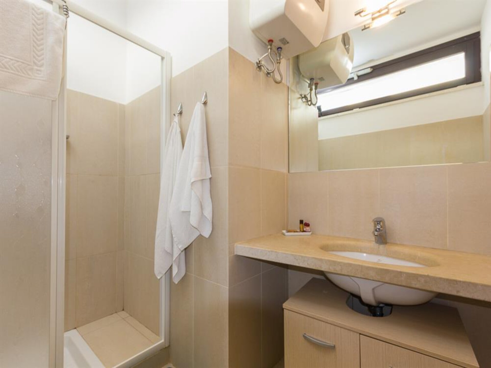 Luxe 2-slaapkamer appartement nabij zee in Marina di Ragusa, Sicilië - foto 18