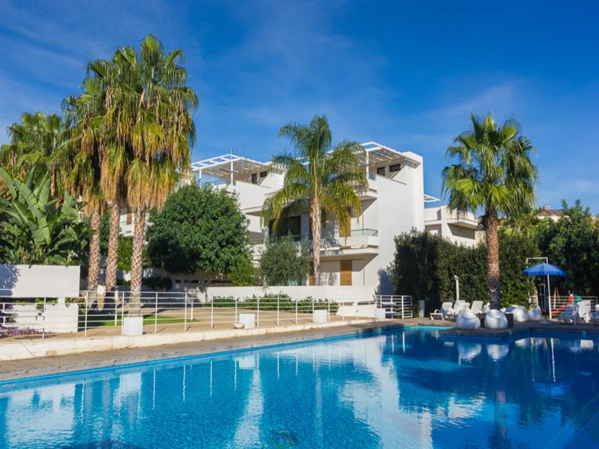 Luxe 2-slaapkamer appartement nabij zee in Marina di Ragusa, Sicilië - foto 31