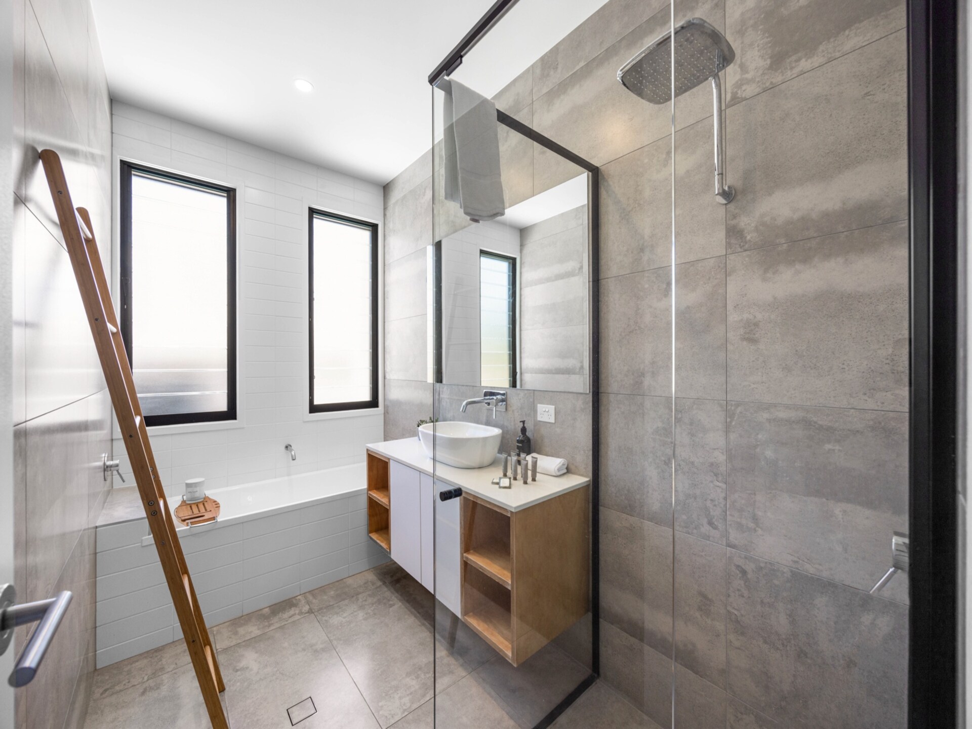Luxe duplex met privézwembad op loopafstand van Coolum Beach - foto 19