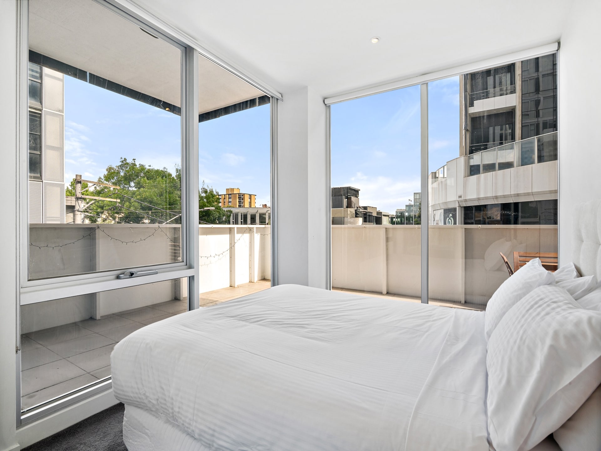 Modern appartement met 2 slaapkamers in South Yarra - foto 11