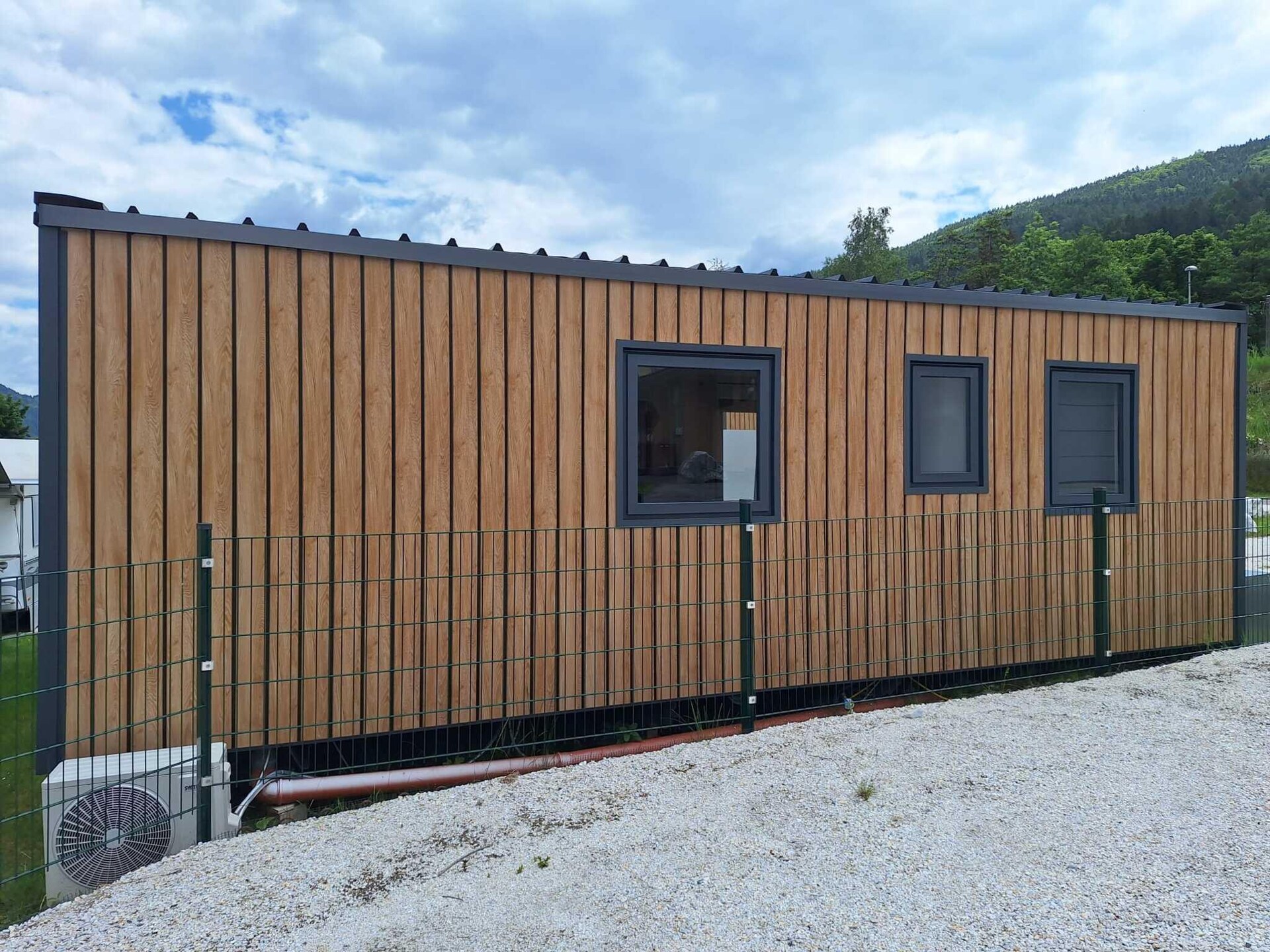 Vrijstaande stacaravan op camping Lampele in Altossiach, Oostenrijk - foto 12