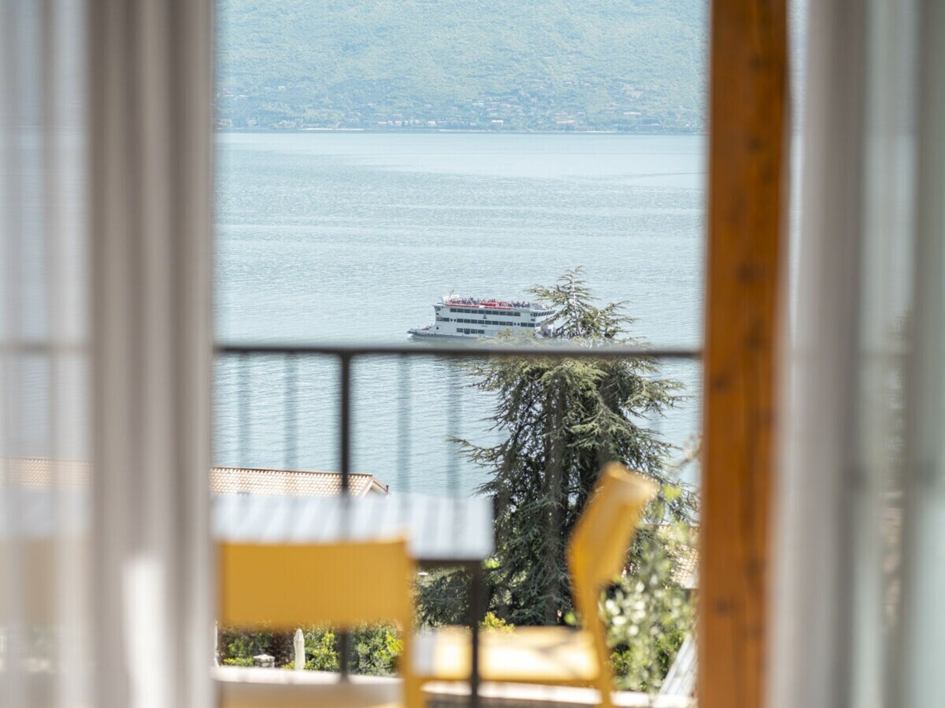 Modern vakantiehuis tussen olijfgaarden met panoramisch uitzicht op het Gardameer - foto 12