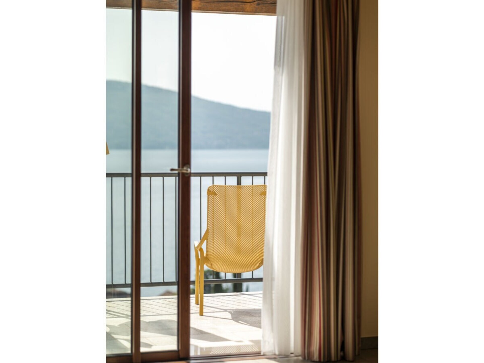 Modern vakantiehuis tussen olijfgaarden met panoramisch uitzicht op het Gardameer - foto 18