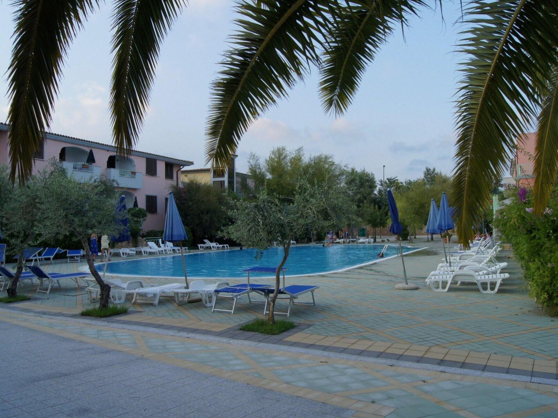 Ruim 6-persoons appartement met zwembad nabij Orosei - foto 10