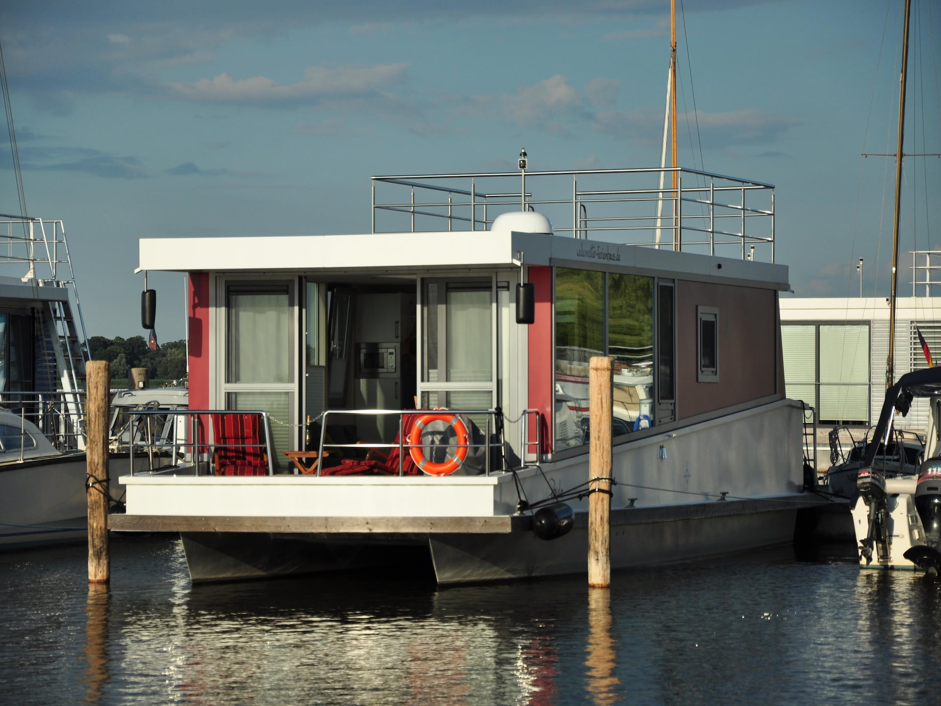 Unieke woonboot Floating House Paula in Ribnitz-Damgarten - foto 8