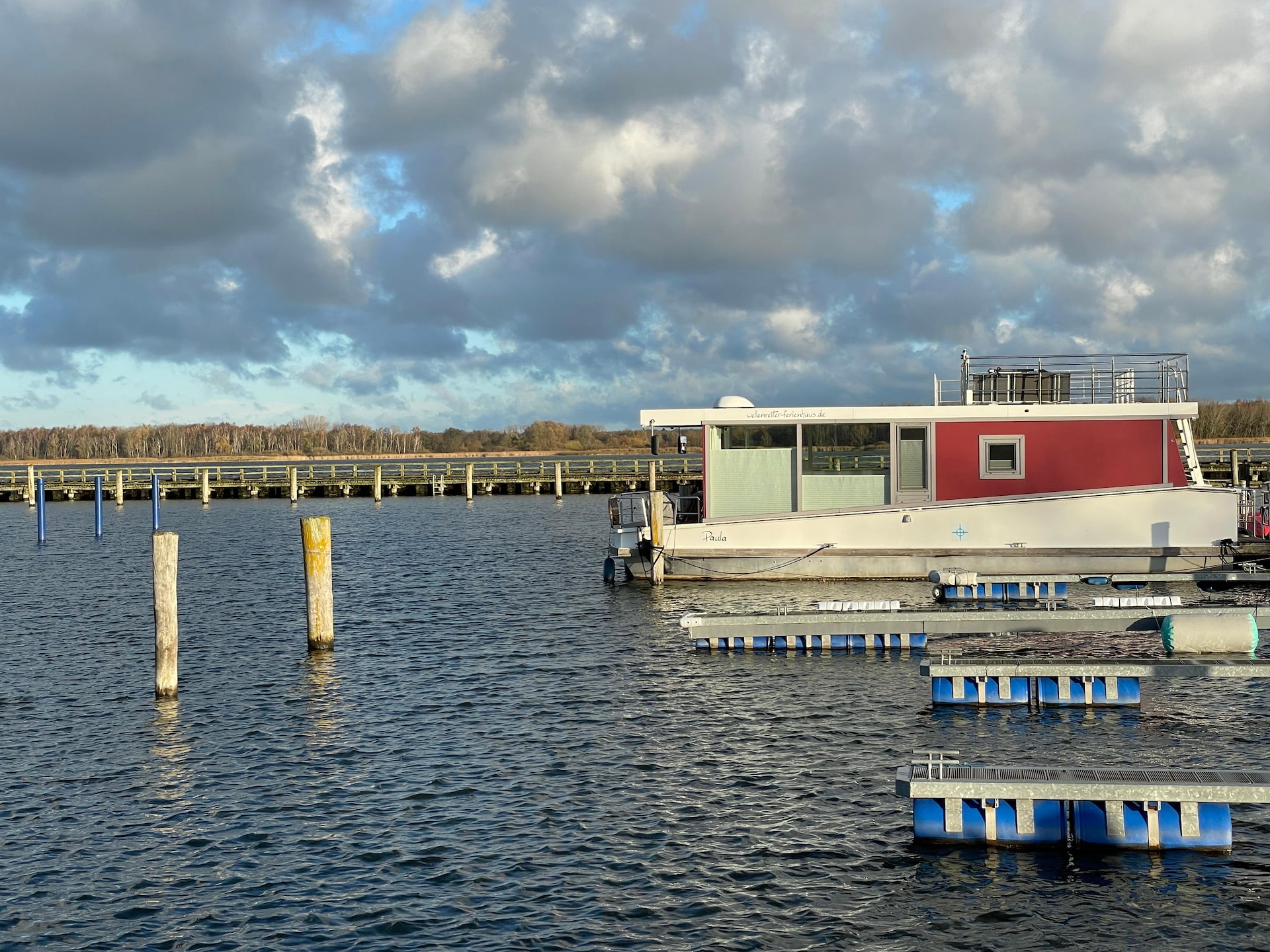 Unieke woonboot Floating House Paula in Ribnitz-Damgarten - foto 9
