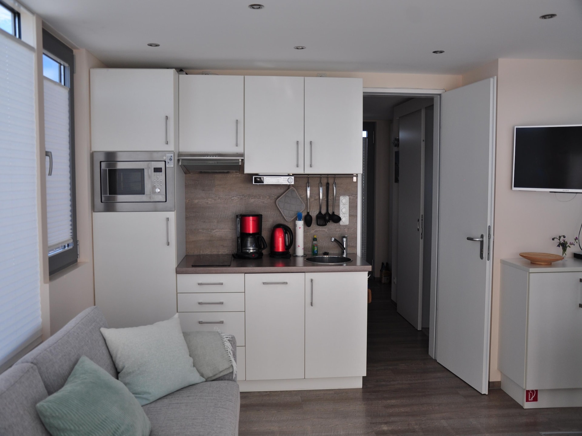 Unieke woonboot Floating House Paula in Ribnitz-Damgarten - foto 14