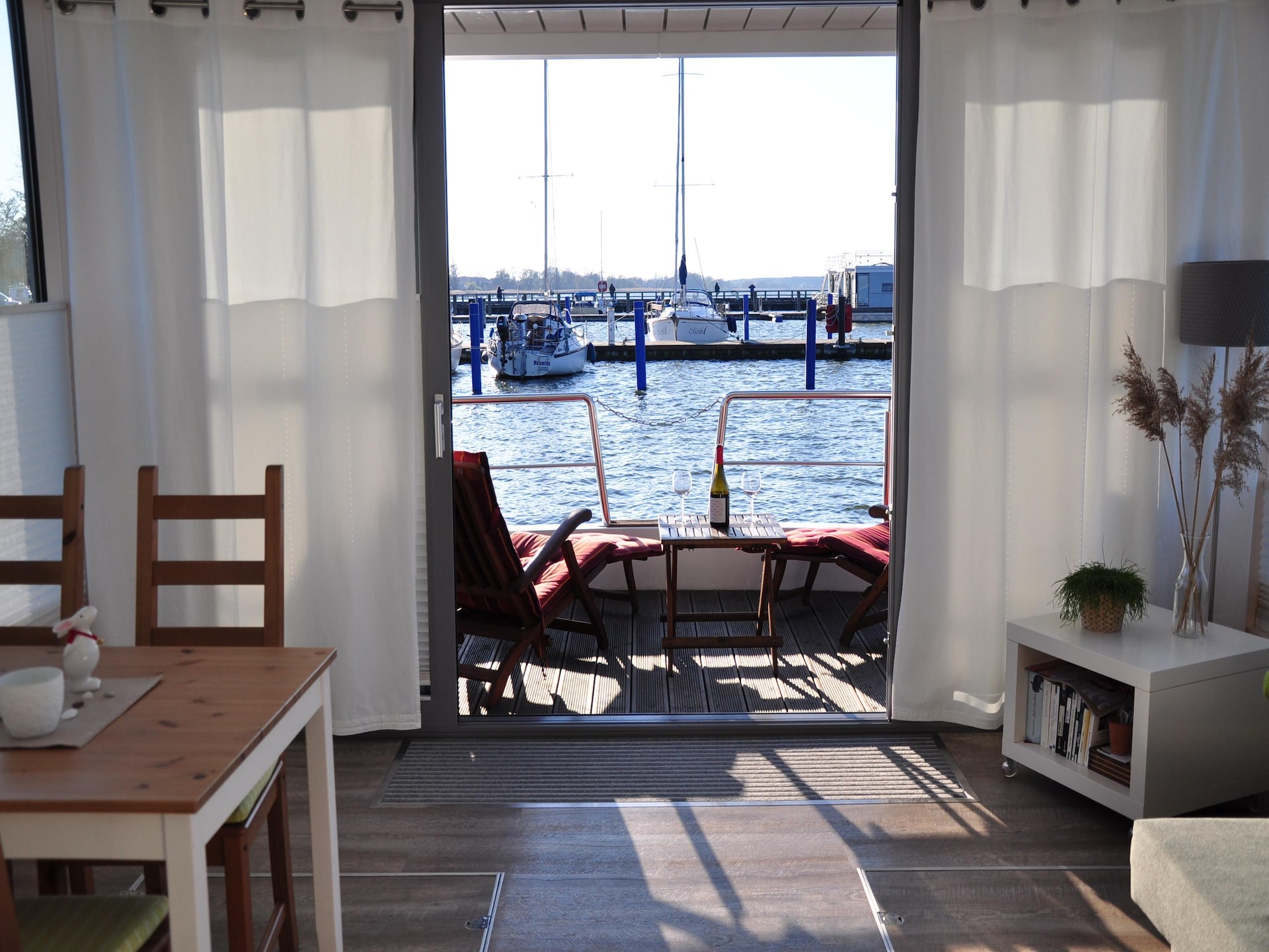 Unieke woonboot Floating House Paula in Ribnitz-Damgarten - foto 13