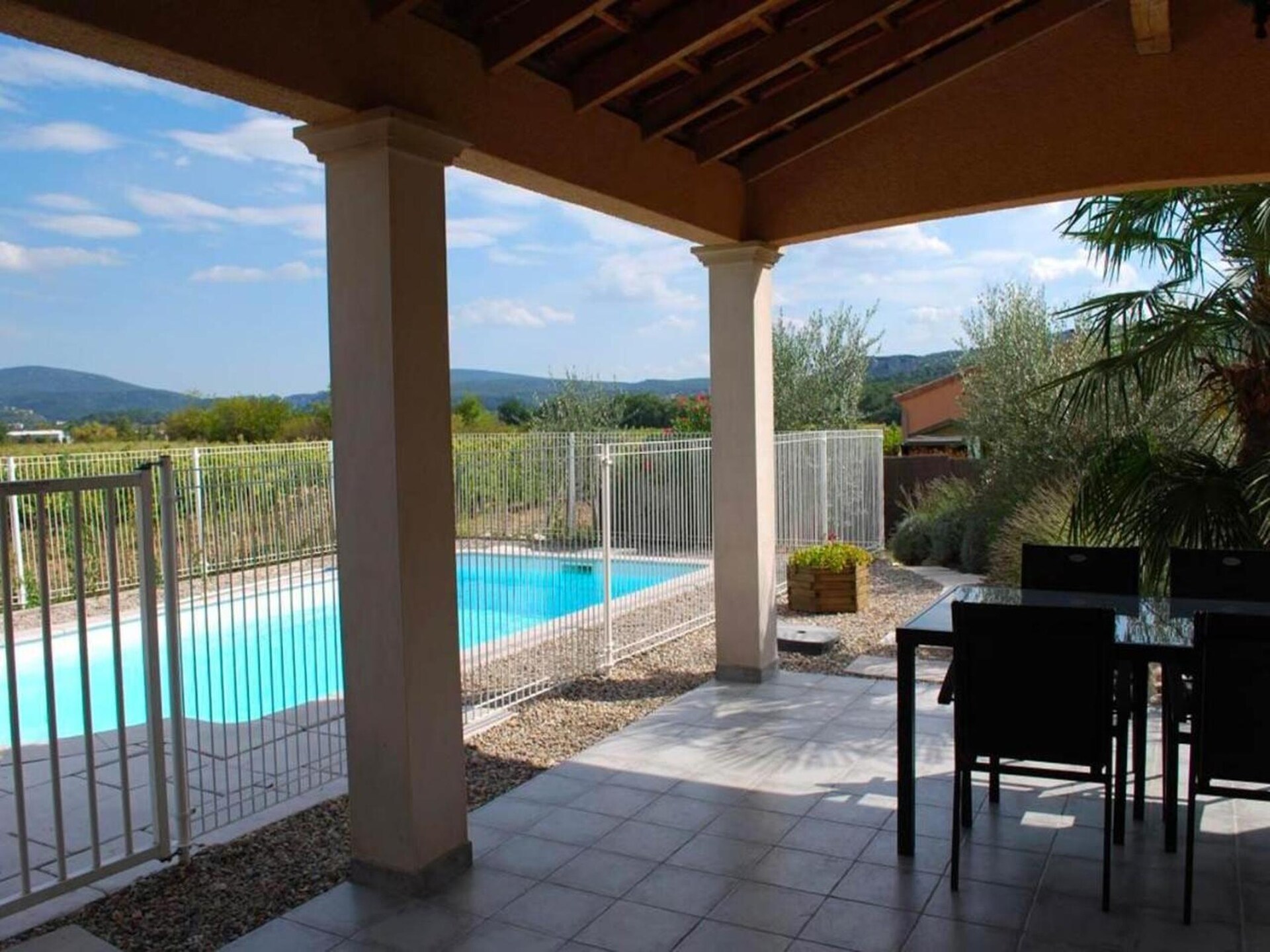 Vrijstaand vakantiehuis met zwembad en panoramisch uitzicht in Sampzon - foto 4