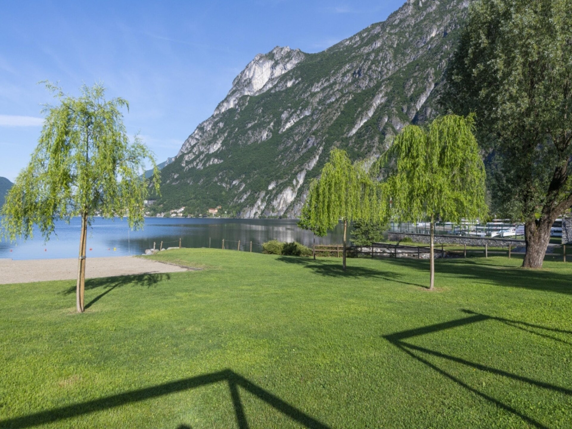 Licht appartement met bergzicht in Porlezza aan het Lugano-meer - foto 36