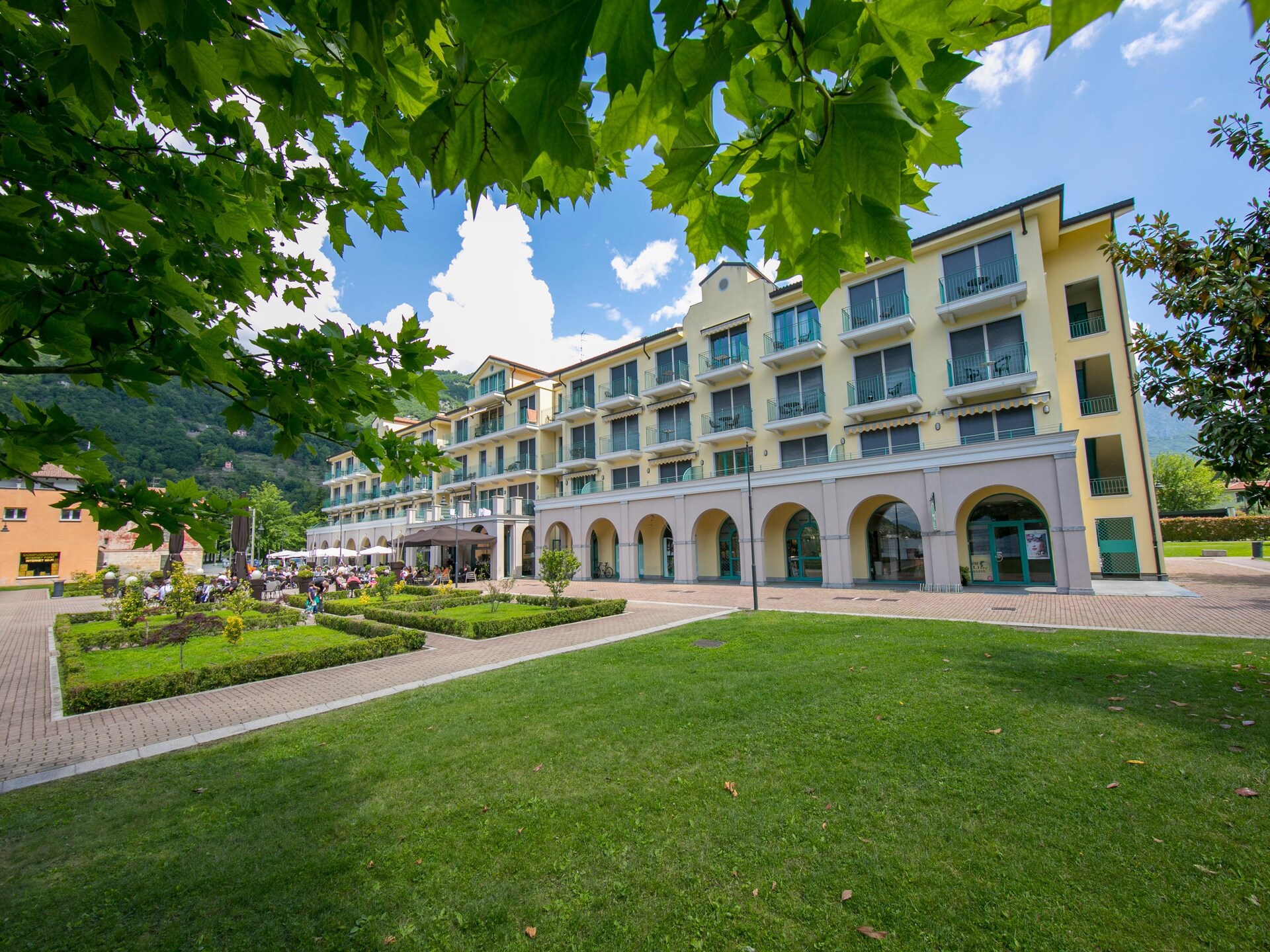 Luxe appartement met bergzicht in Porlezza aan het Lago di Lugano - foto 1