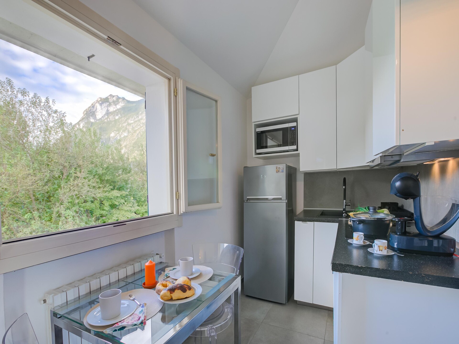 Luxe appartement met uitzicht op het Lago di Lugano in Porlezza · 4 pers. - foto 21