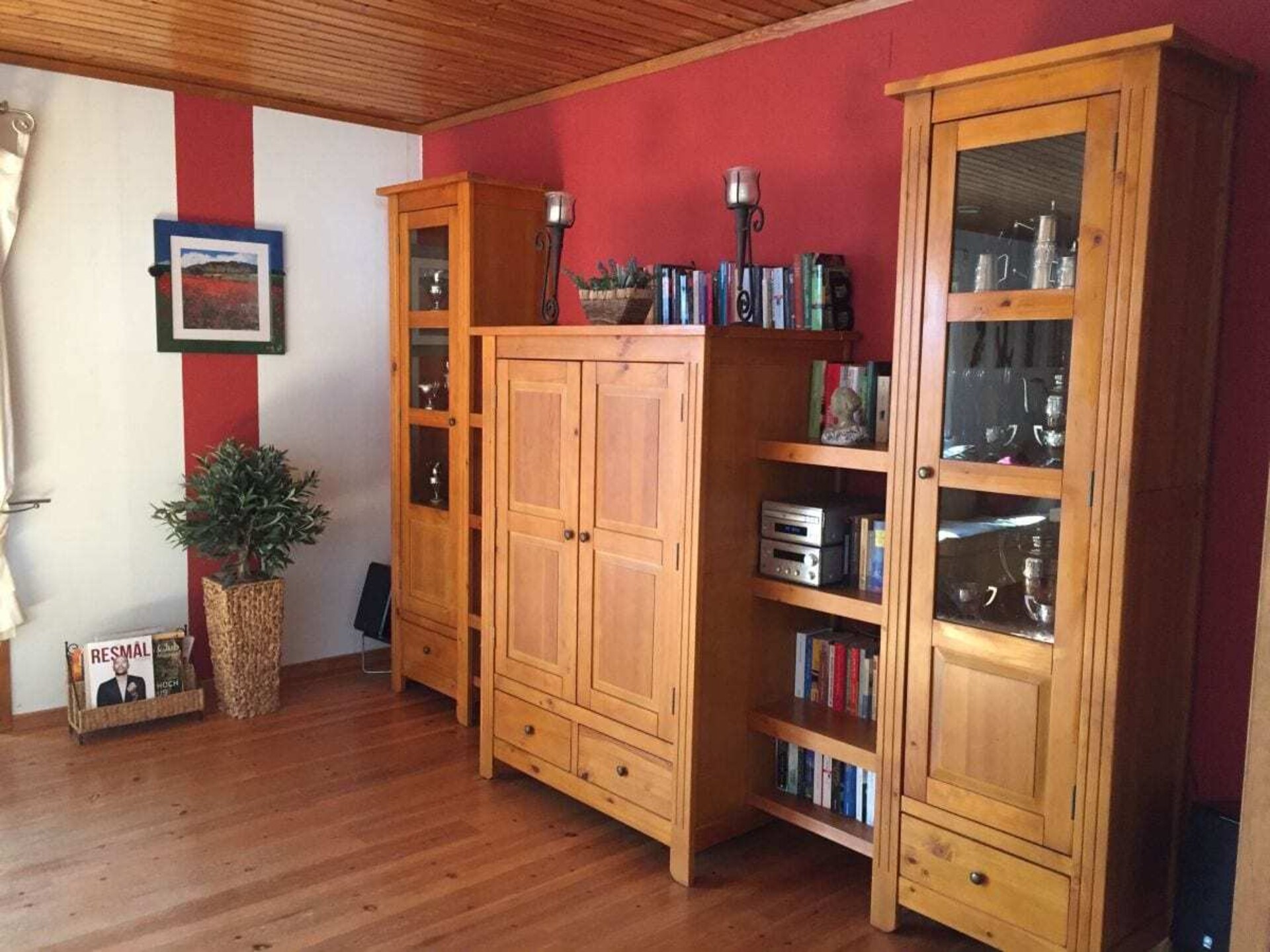 Ruim Zweeds vakantiehuis met sauna, speeltuin en bootjes aan het meer - foto 18
