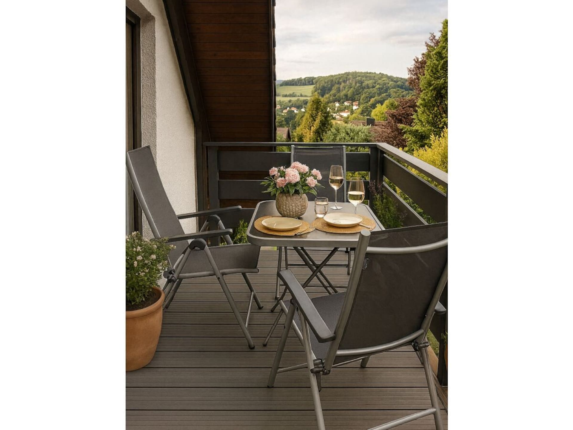 4-persoons vakantiehuis in Vöhl met ruim balkon en luxe keuken - foto 3