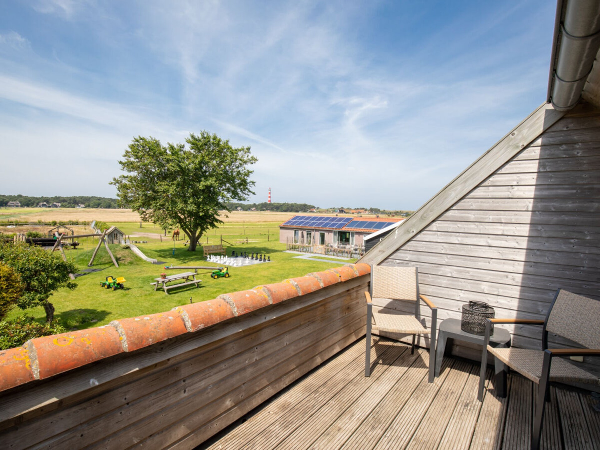 Authentiek vakantiehuis met bubbelbad en open haard in Hollum - foto 15