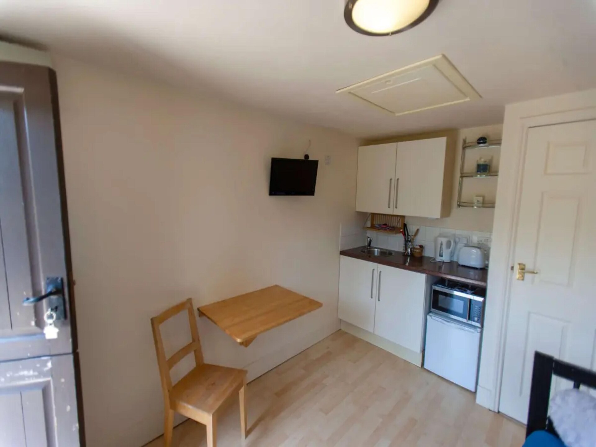 Knus vakantiehuis voor één persoon in het glooiende Kent - foto 1