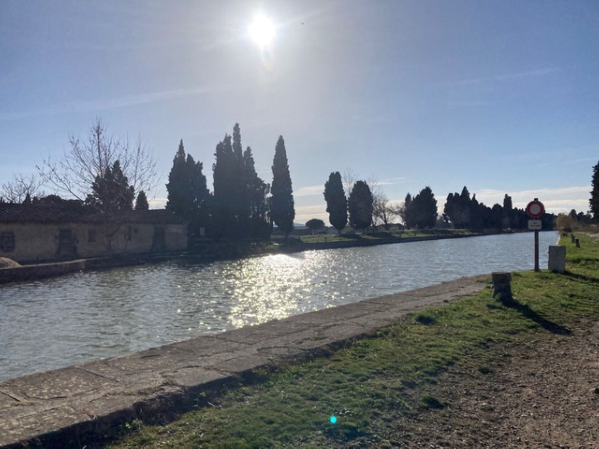Zonnige villa voor 4 aan het Lac de Jouarres in Homps - foto 18