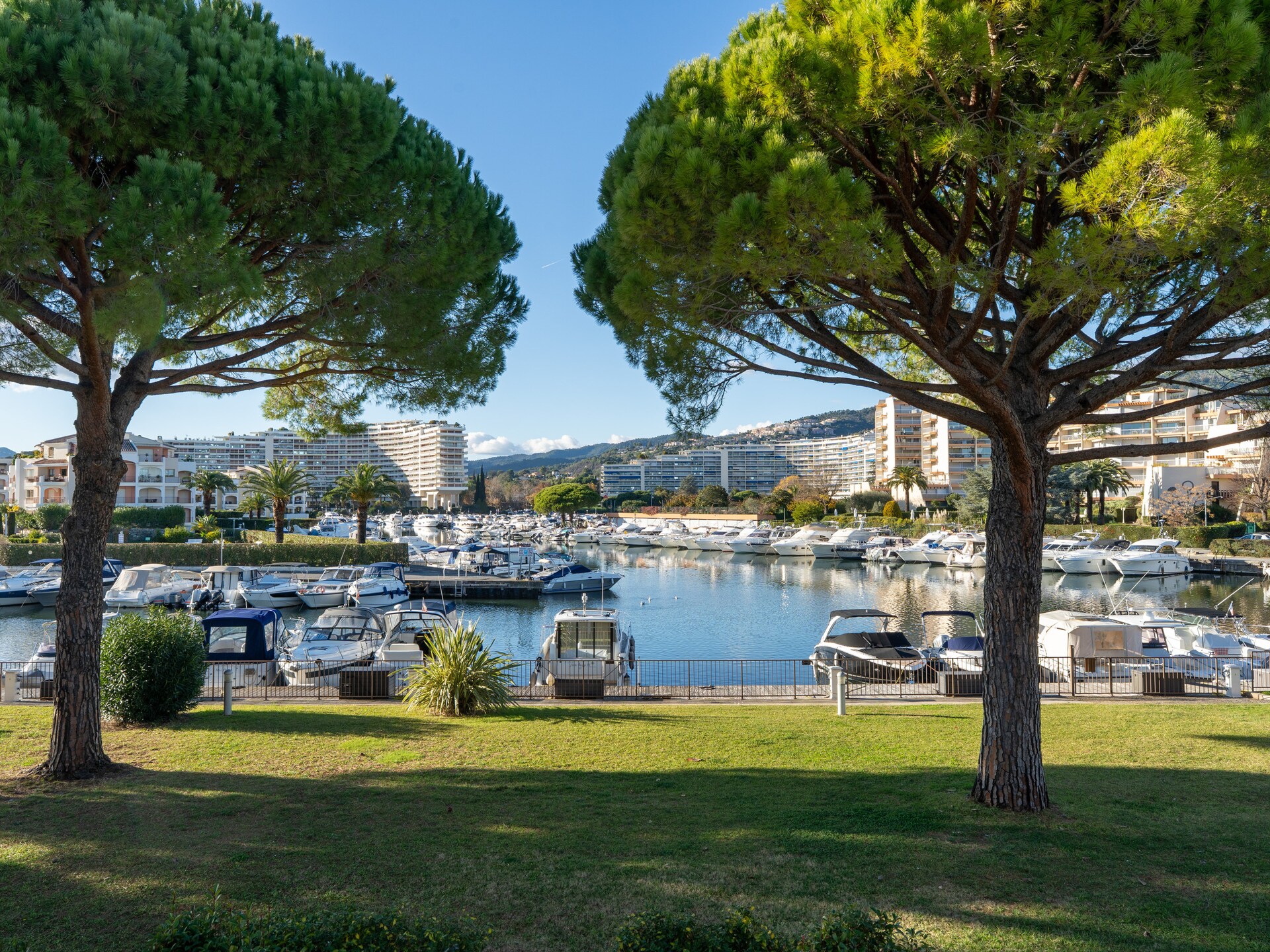 4-persoons appartement in Mandelieu-la-Napoule nabij het strand - foto 9