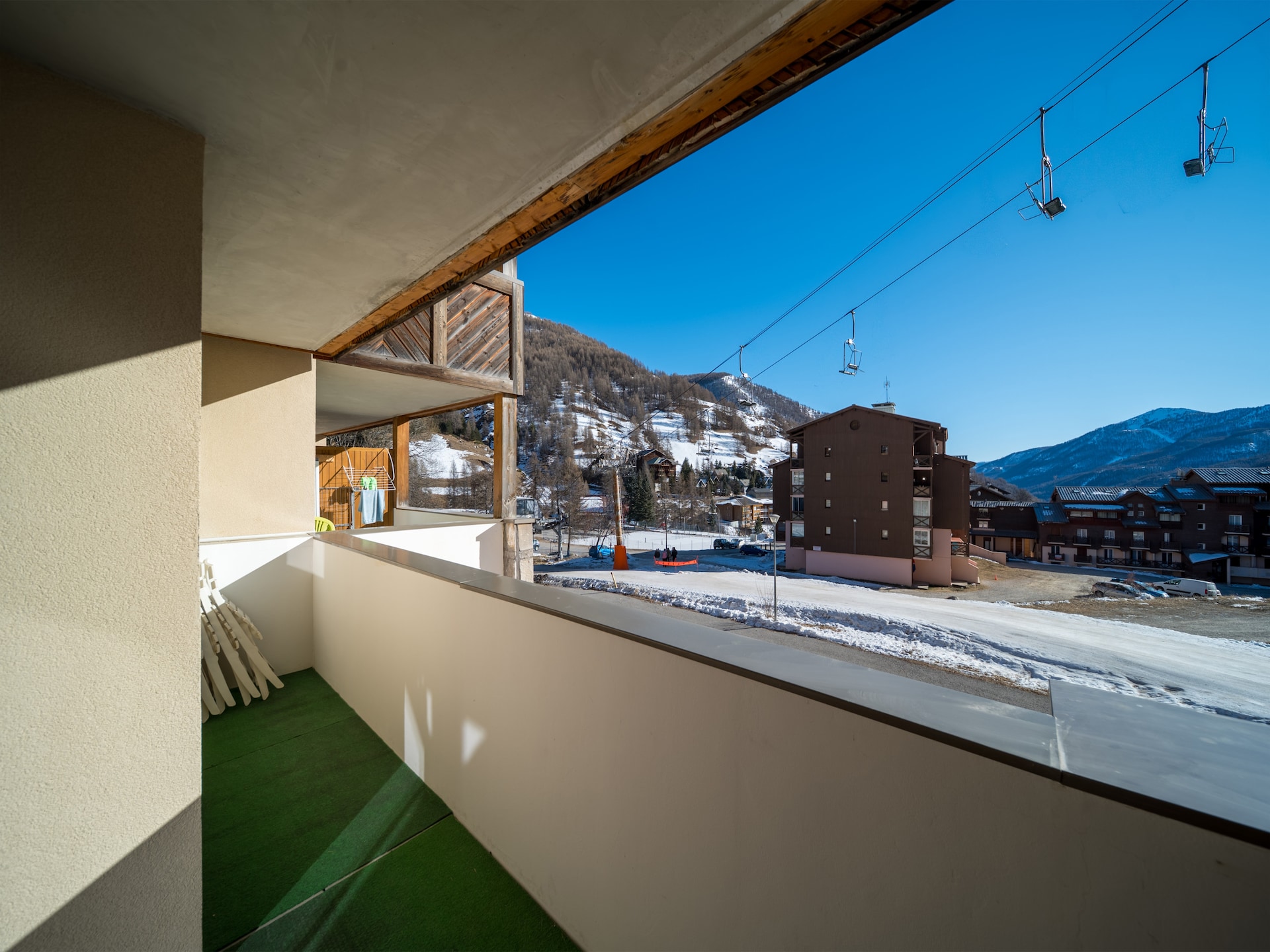 Op 650 m van de piste: gezellig appartement in Allos voor 5 personen - foto 4