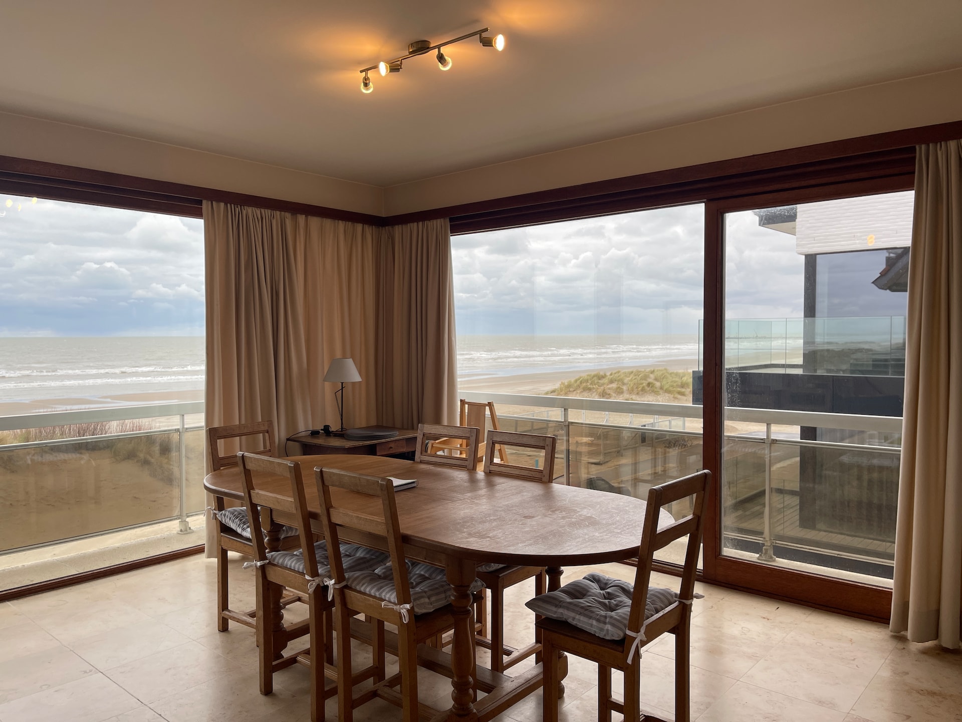 6-persoons appartement direct aan zee in Oostduinkerke - foto 3