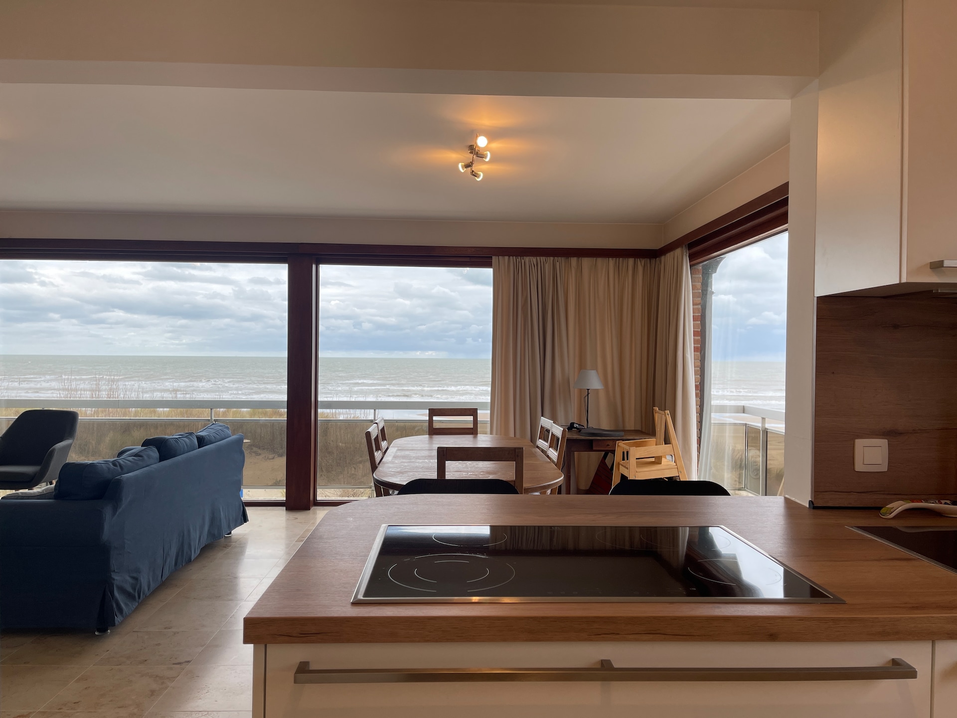 6-persoons appartement direct aan zee in Oostduinkerke - foto 9