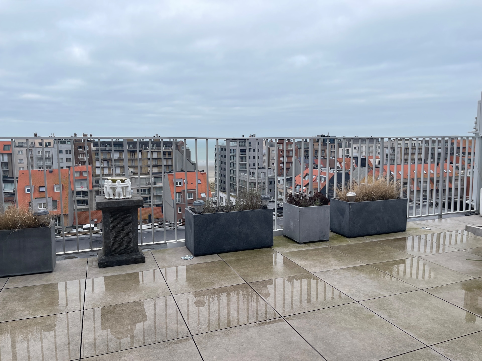 Lichtrijk 4-persoons dakappartement met zeezicht in Nieuwpoort - foto 13
