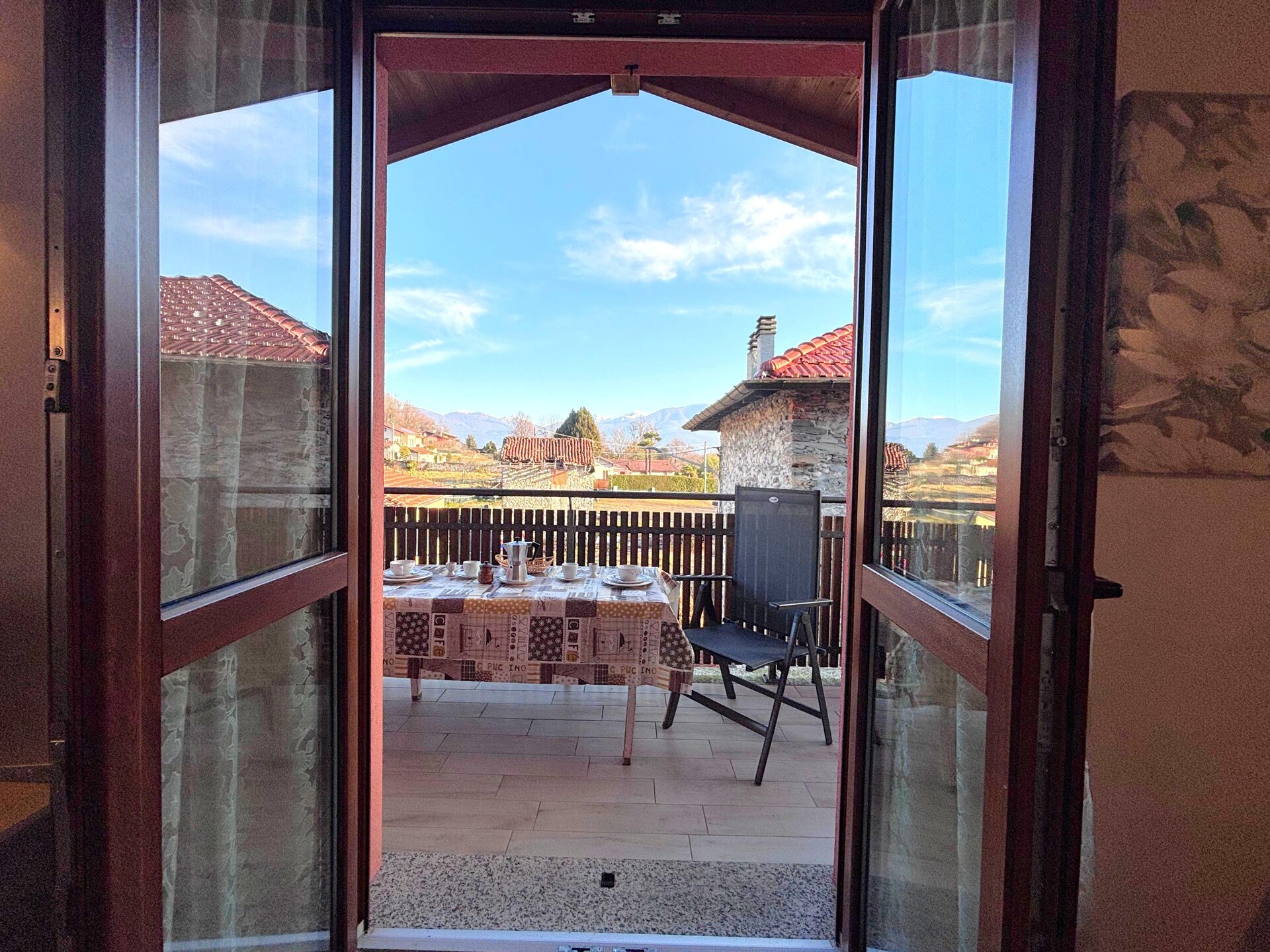 Centraal gelegen appartement in Brezzo di Bedero voor 4 personen - foto 5