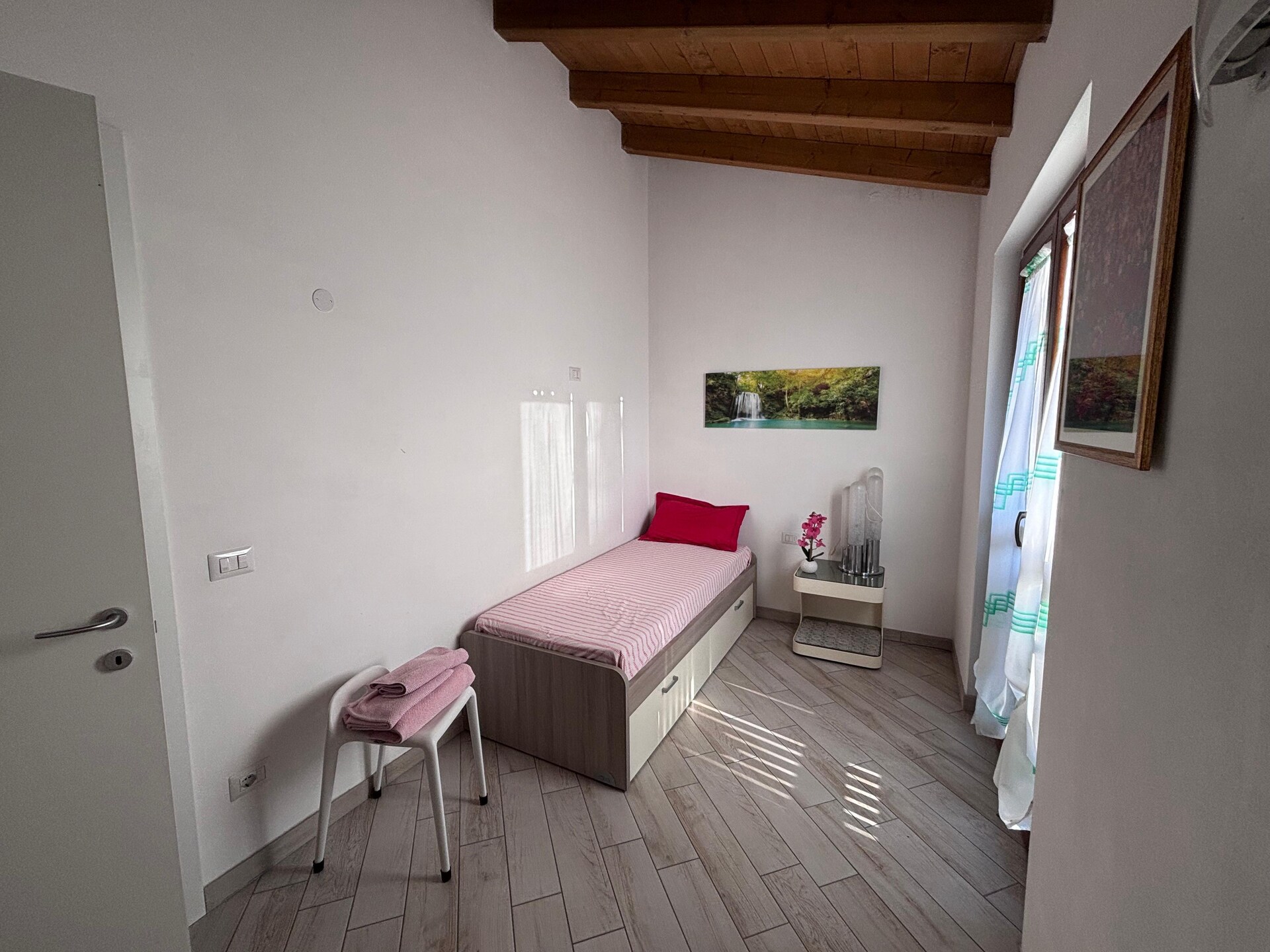 Centraal gelegen appartement in Brezzo di Bedero voor 4 personen - foto 13