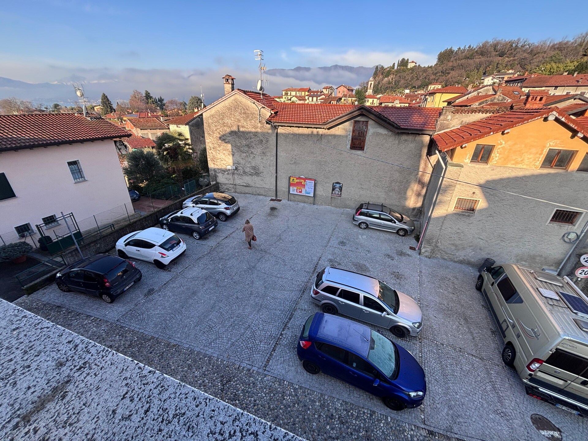 Centraal gelegen appartement in Brezzo di Bedero voor 4 personen - foto 20