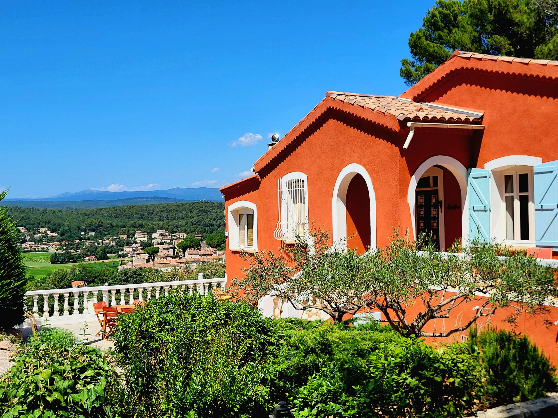 Villa Christine: panoramisch uitzicht en rust aan de rand van Carcès - foto 8