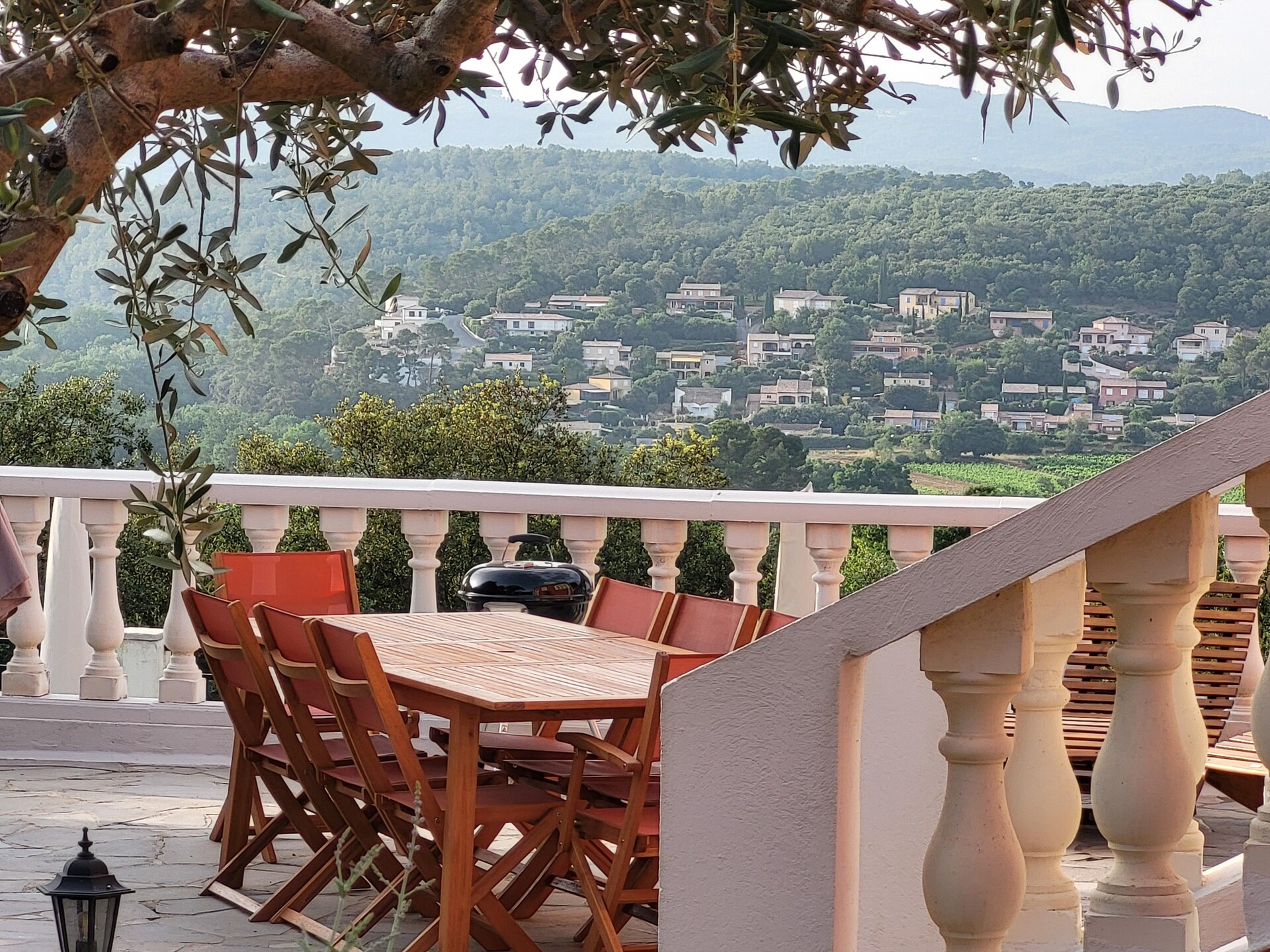 Villa Christine: panoramisch uitzicht en rust aan de rand van Carcès - foto 18
