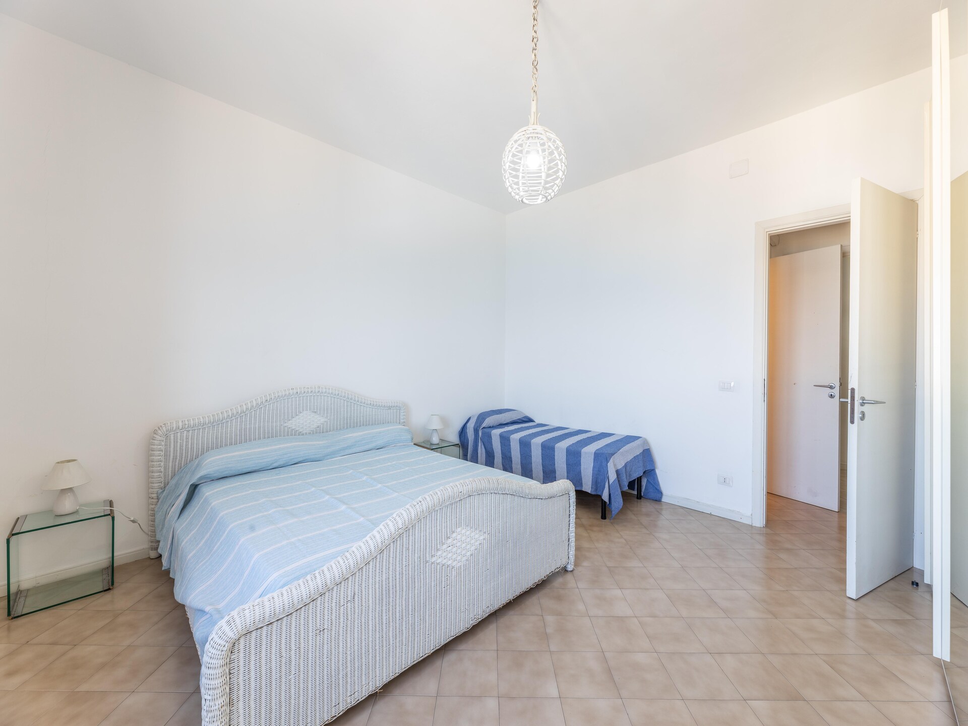 Licht appartement met zeezicht op 450m van het strand in Gallipoli - foto 4