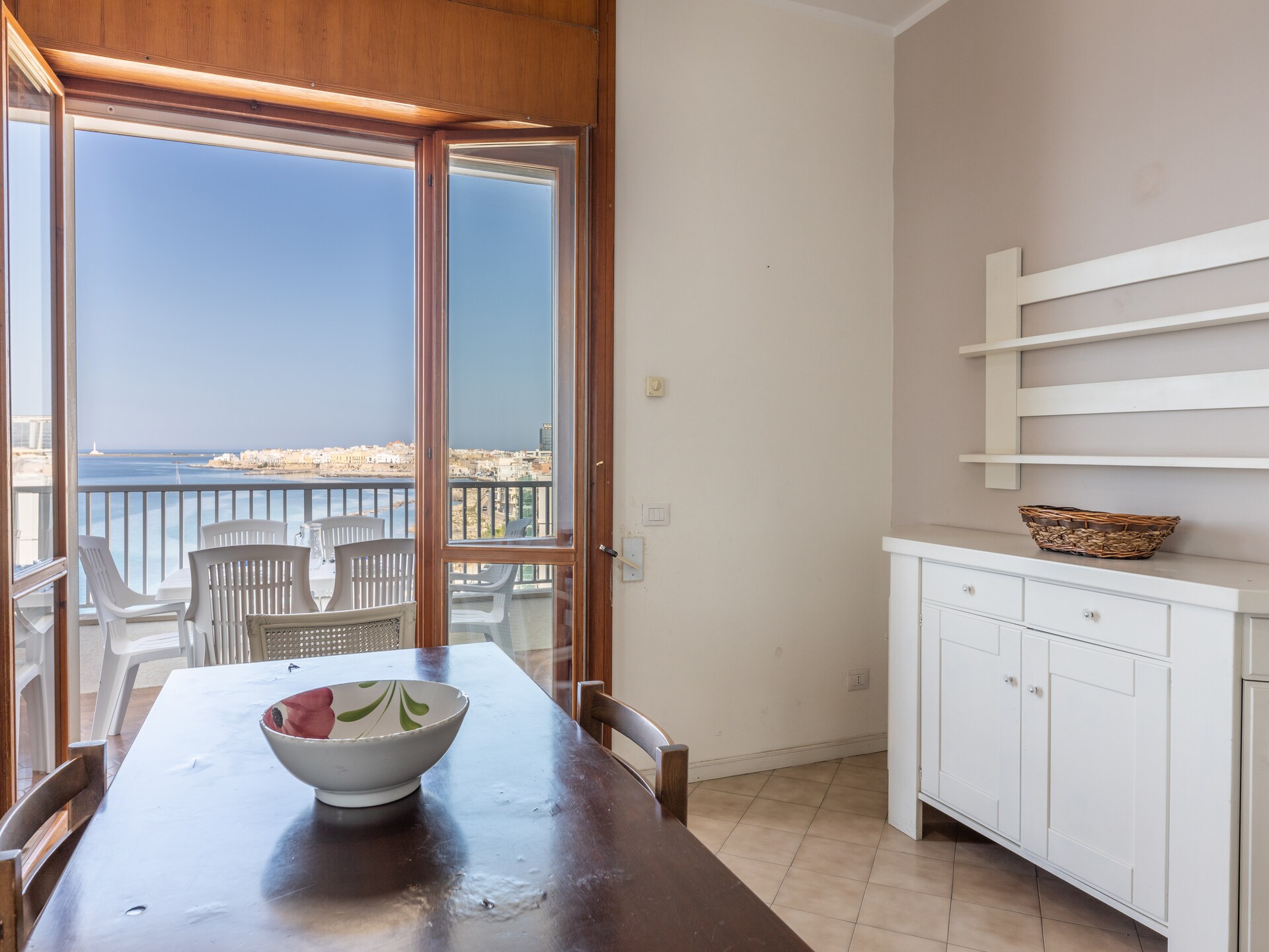 Licht appartement met zeezicht op 450m van het strand in Gallipoli - foto 8