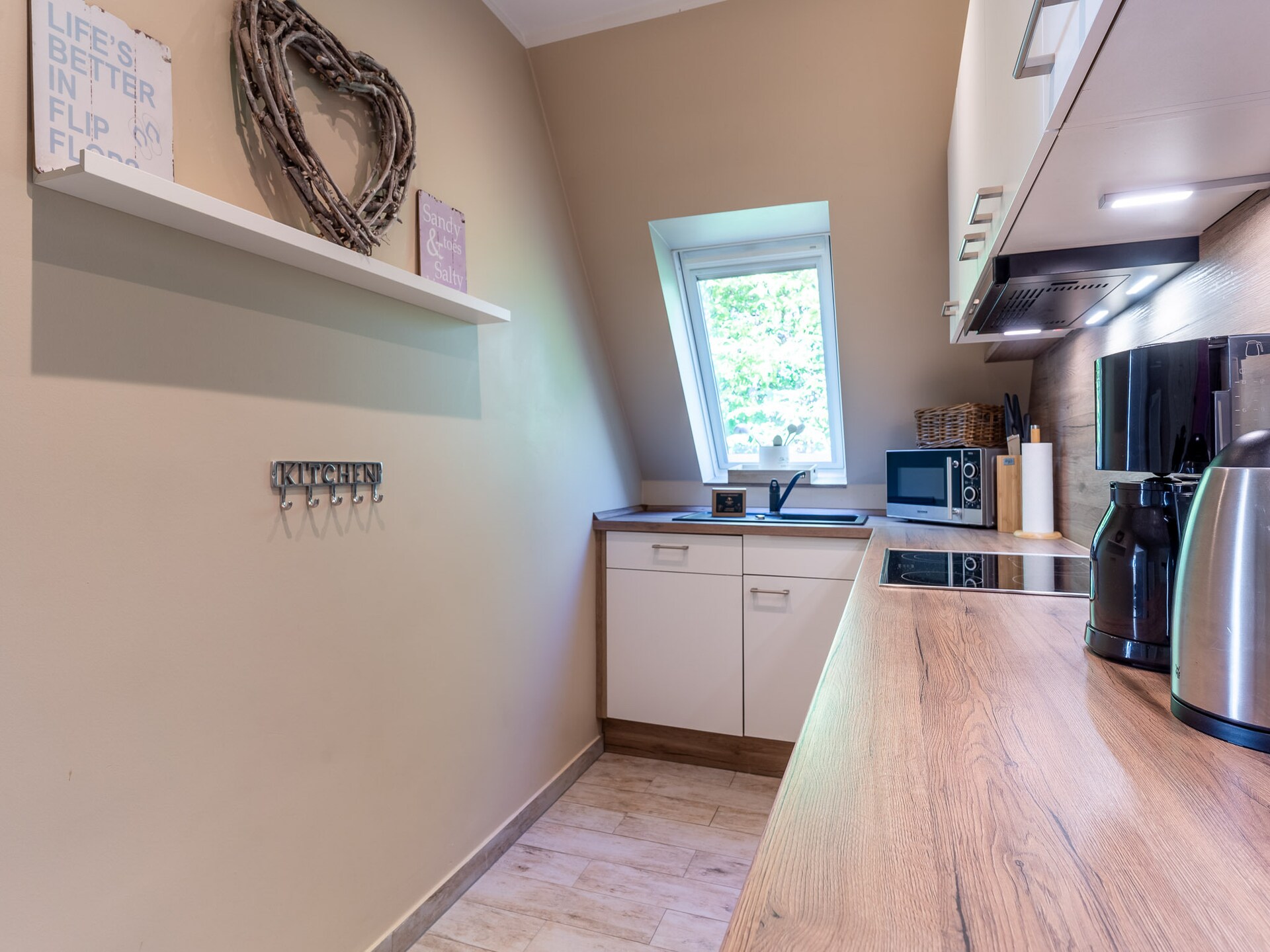 Modern appartement met balkon, wifi en hond nabij strand St. Peter-Ording - foto 10