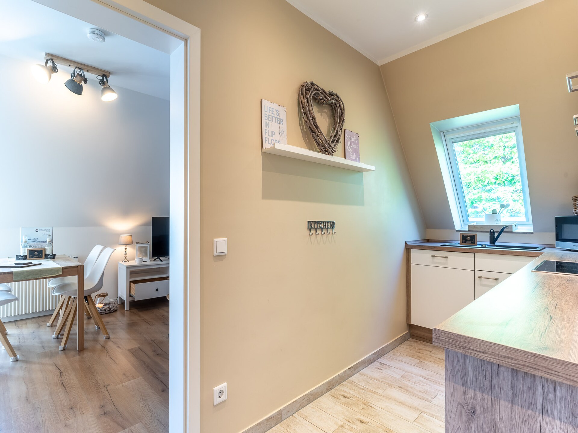 Modern appartement met balkon, wifi en hond nabij strand St. Peter-Ording - foto 12
