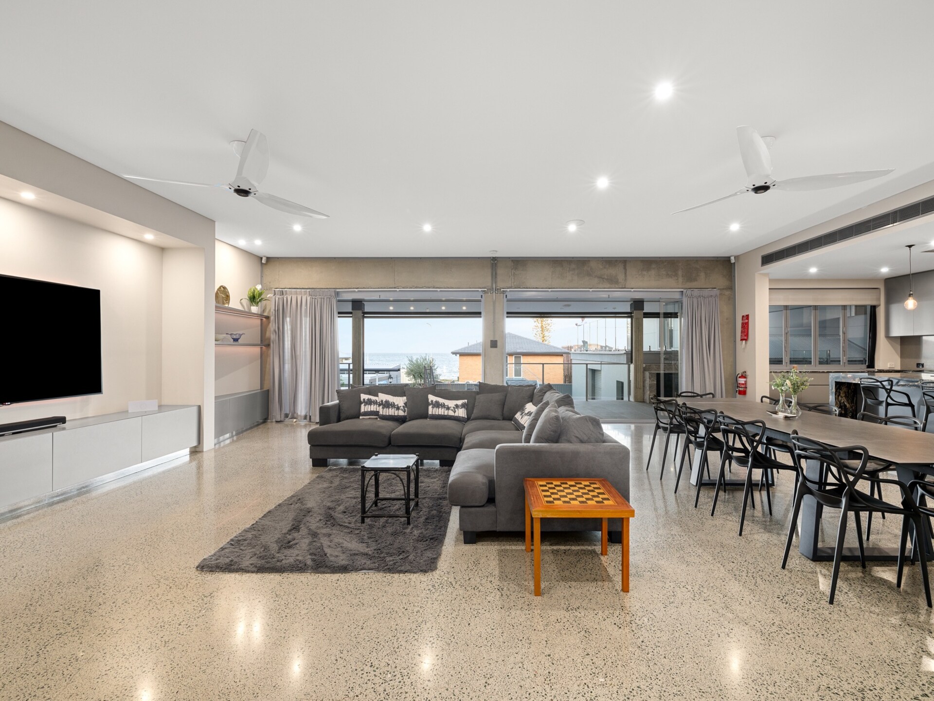 Luxe kustappartement voor 12 in Margate met sauna, tuin en BBQ - foto 3