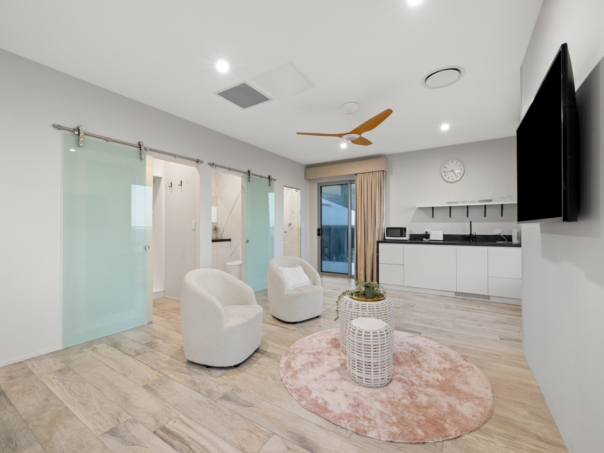 Luxe kustappartement voor 12 in Margate met sauna, tuin en BBQ - foto 17
