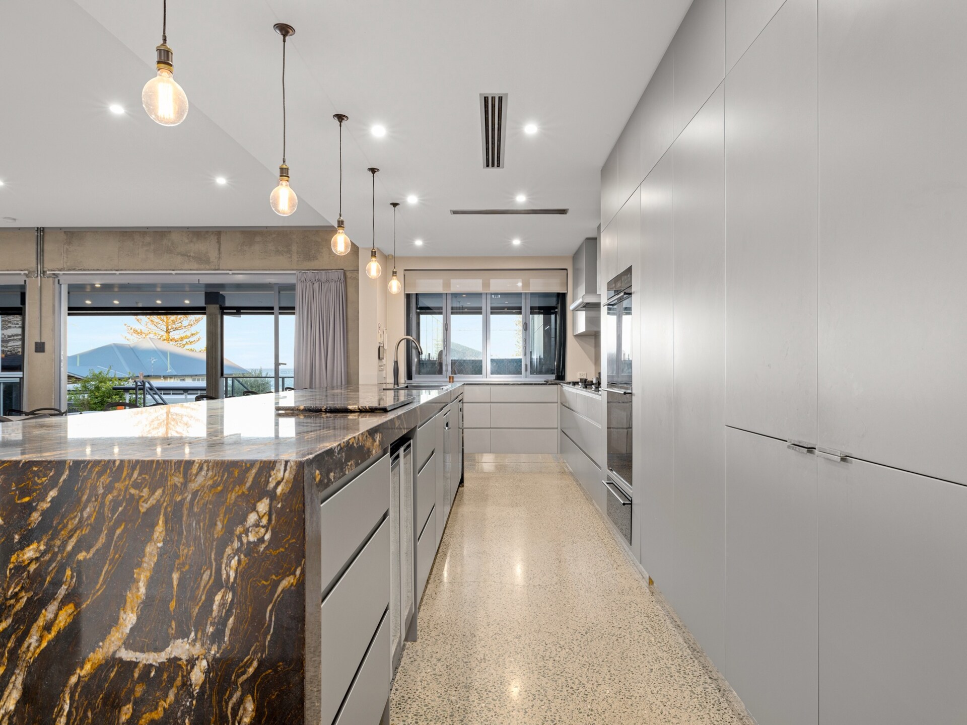 Luxe kustappartement voor 12 in Margate met sauna, tuin en BBQ - foto 24