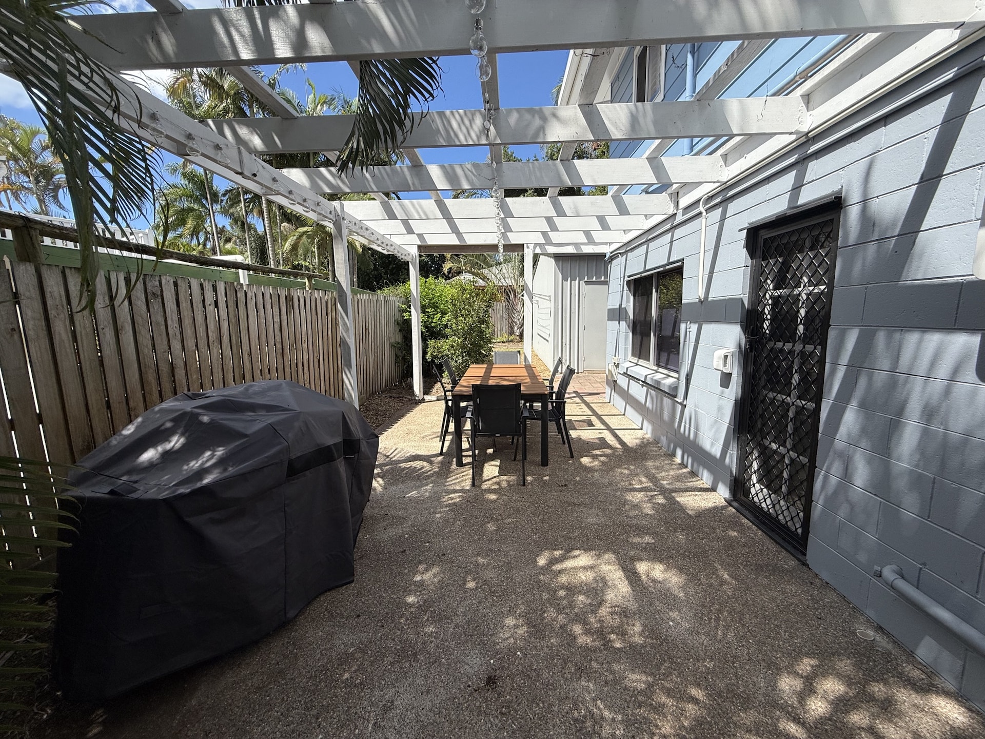 Ruim appartement met zwembad op 3 minuten van het strand in Toogoom - foto 15