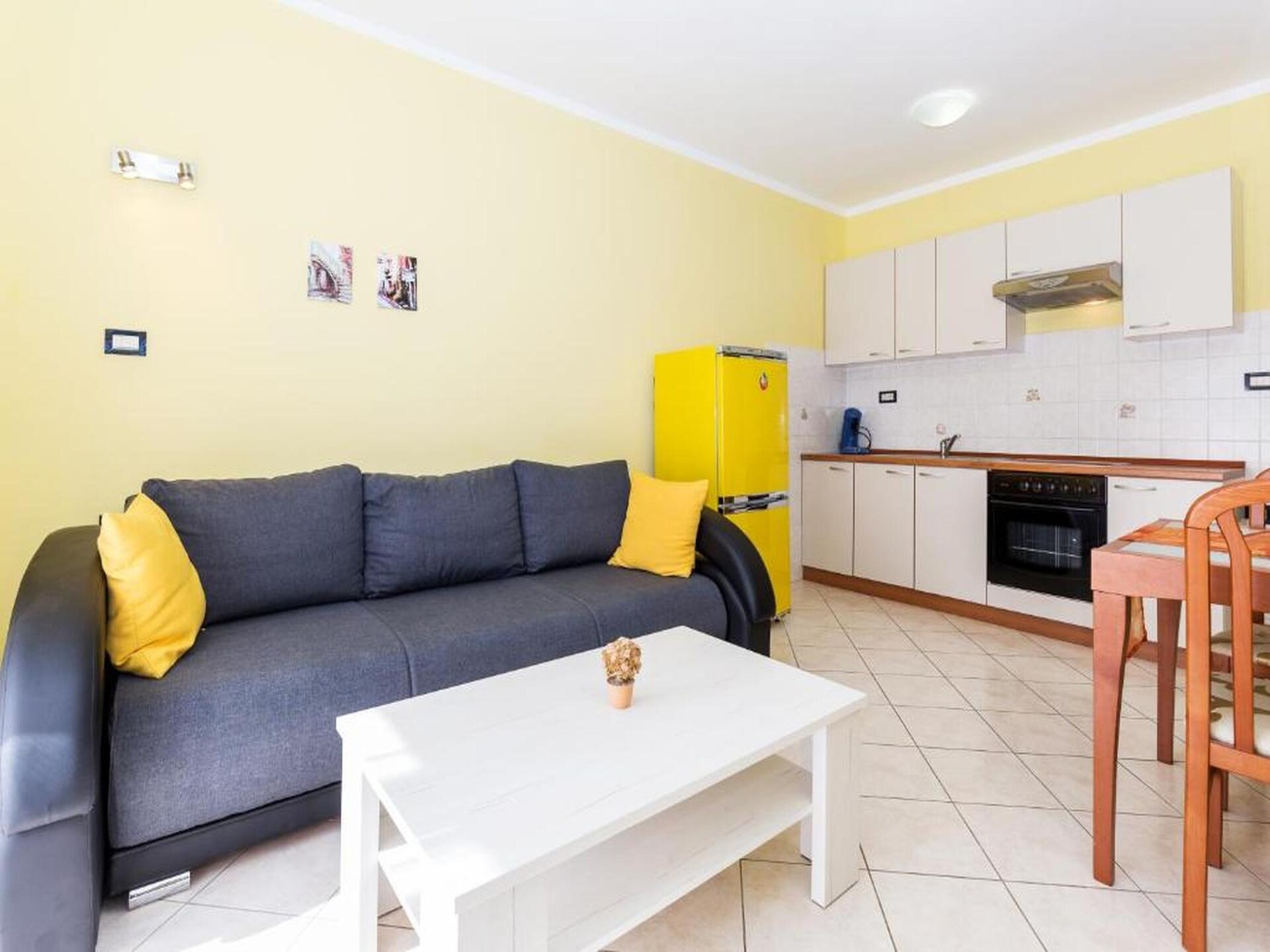 3-persoons appartement in Obrovac op 300 m van het strand - foto 1